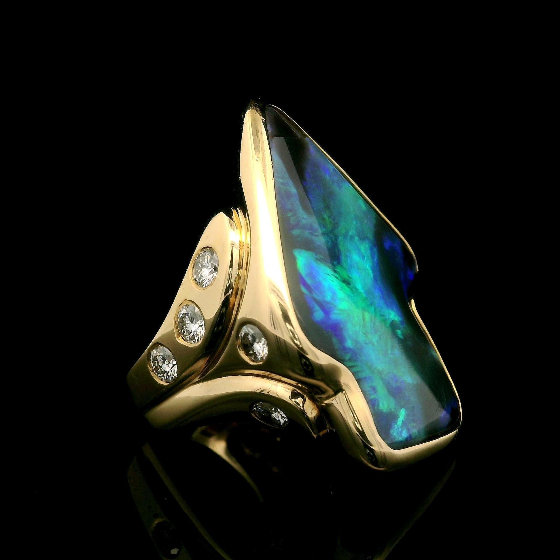 14k Gelbgold Pfeilkopf Lünette Schwarzer Opal Wurzelholz Diamant Akzente Großer Ring im Angebot 2