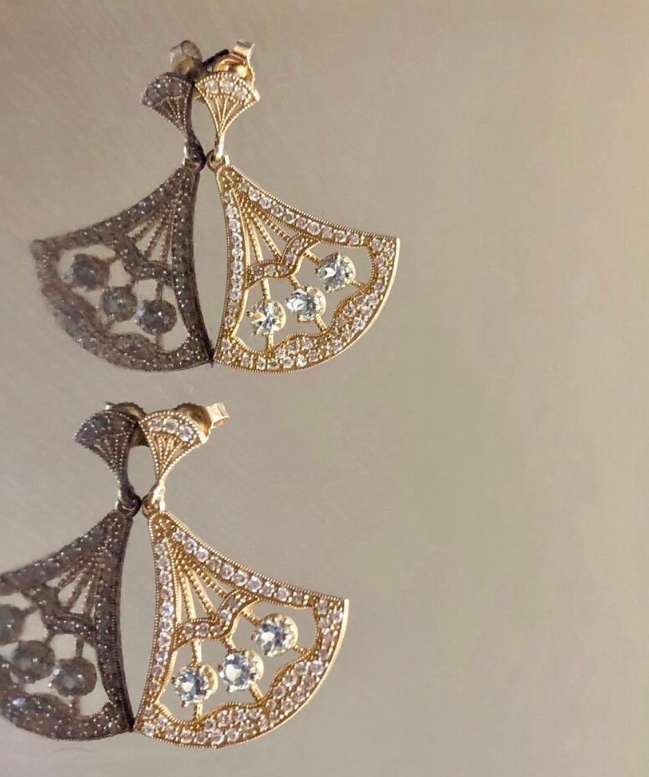 14K Yellow Gold Art Deco Aquamarine Diamond Drop Earrings In New Condition For Sale In Los Angeles, CA