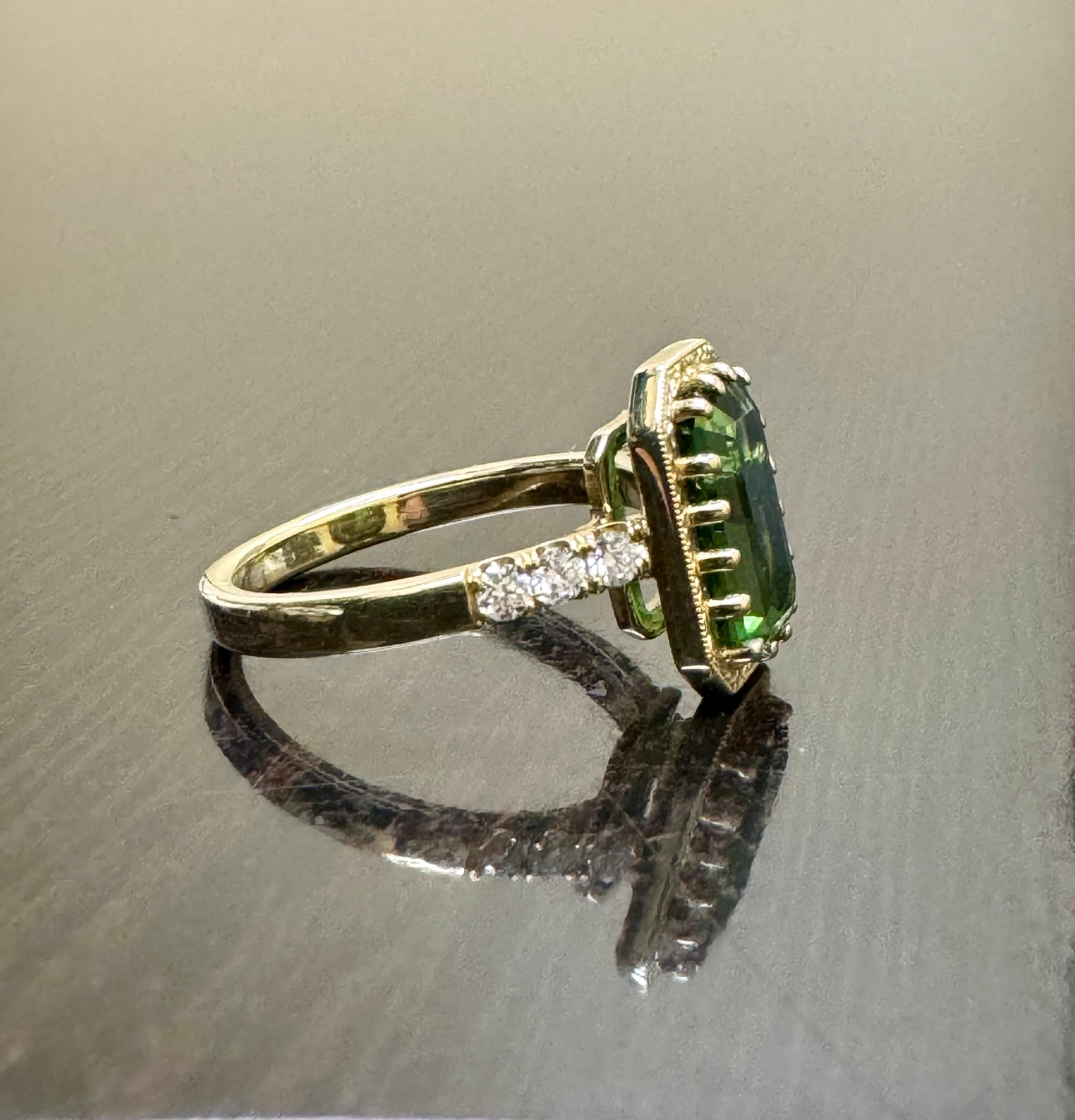 14K Yellow Gold Art Deco Engraved 2.44 Emerald Cut Blue Green Tourmaline Ring In New Condition For Sale In Los Angeles, CA