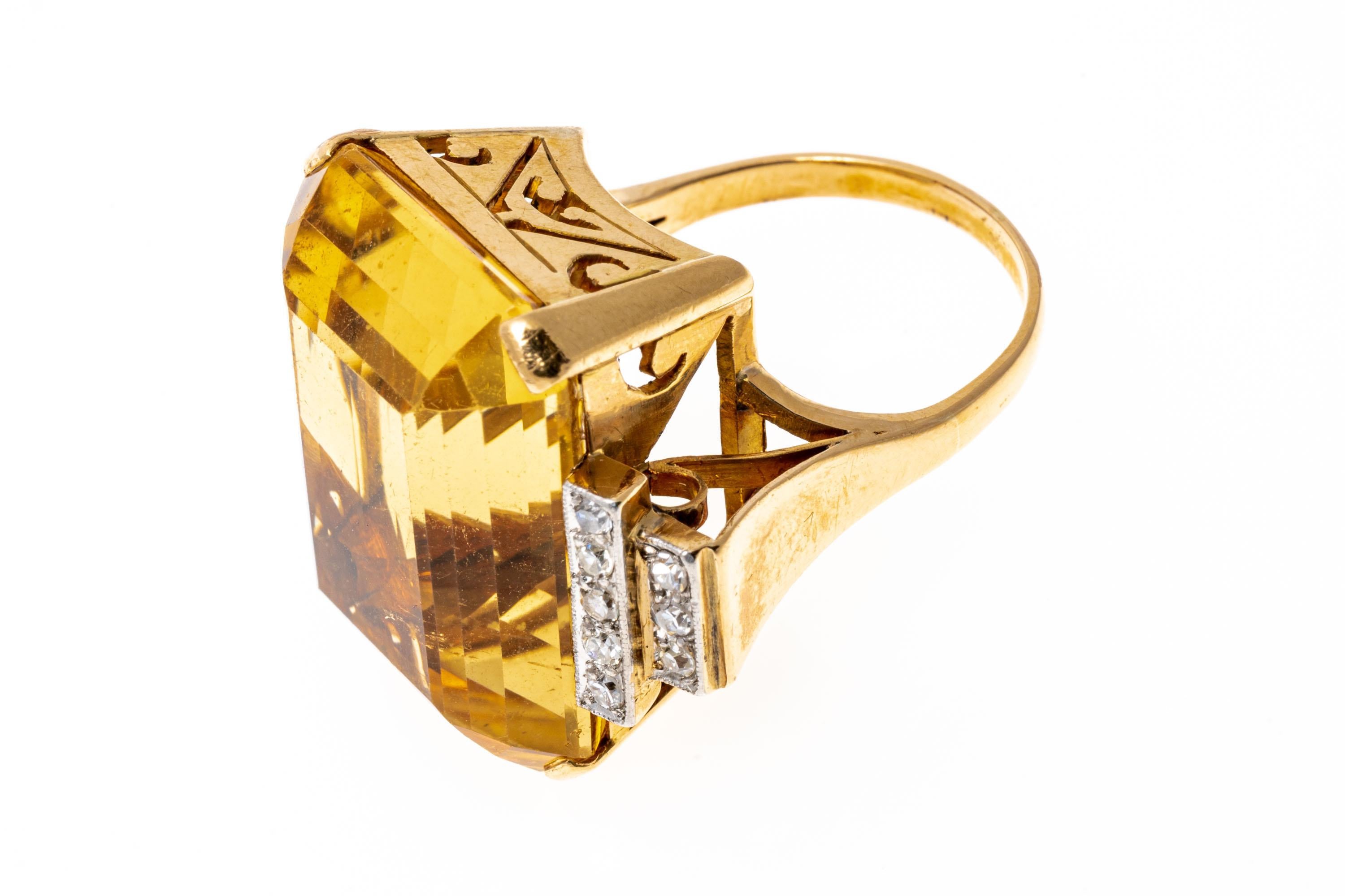 14 Karat Gelbgold Art Deco Stil Citrin 'App. 27,83 Karat' und Diamantring im Zustand „Gut“ in Fairfield, CT