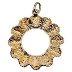 14K Yellow Gold Art Deco Wavy Coin Holder Pendant, USA, 1980s
