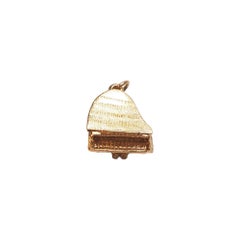14K Yellow Gold Articulating Baby Grand Piano Charm #17498