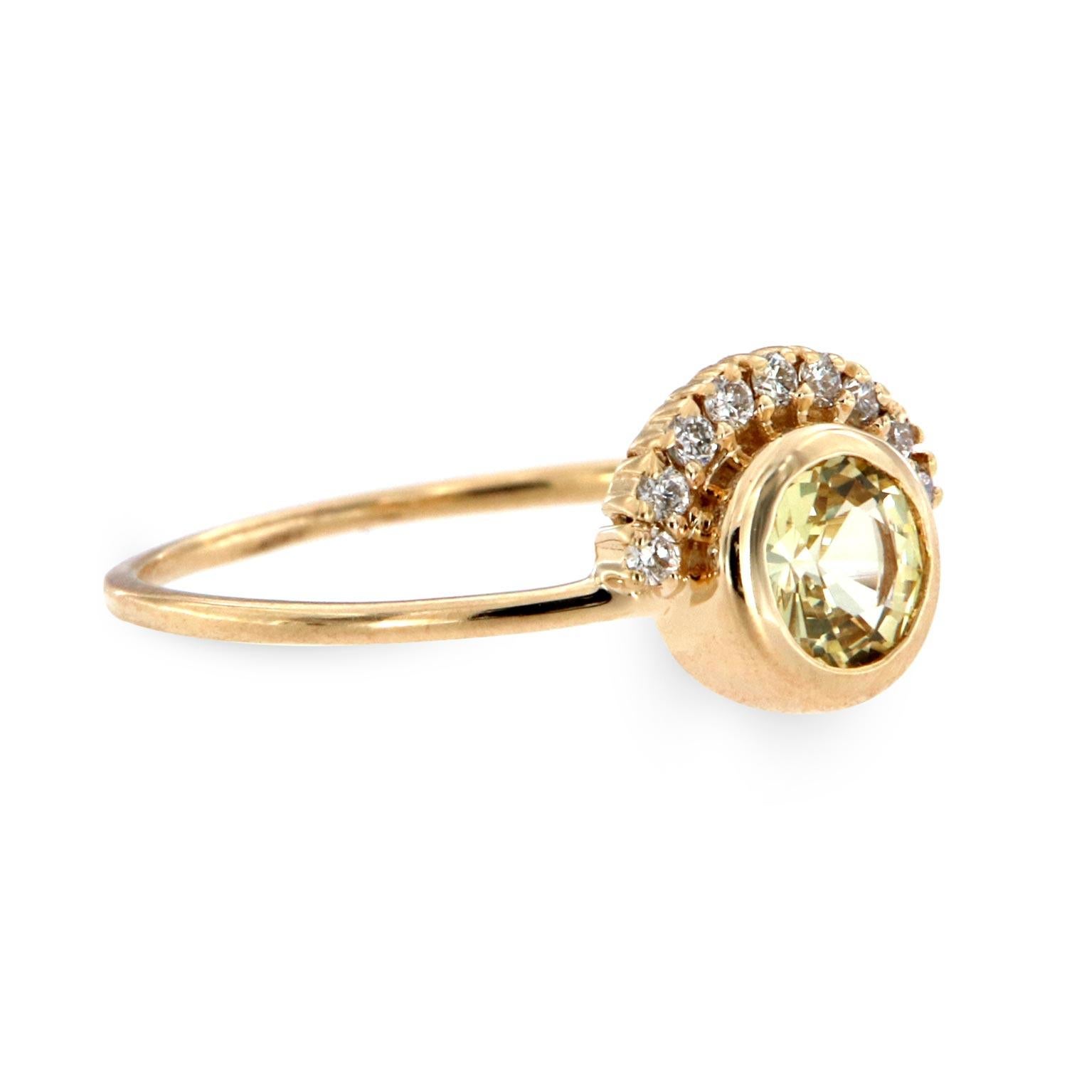 Round Cut 14 Karat Gold Asiph Yellow Sapphire and Diamond Vintage Ring Center-1/2 Carat For Sale