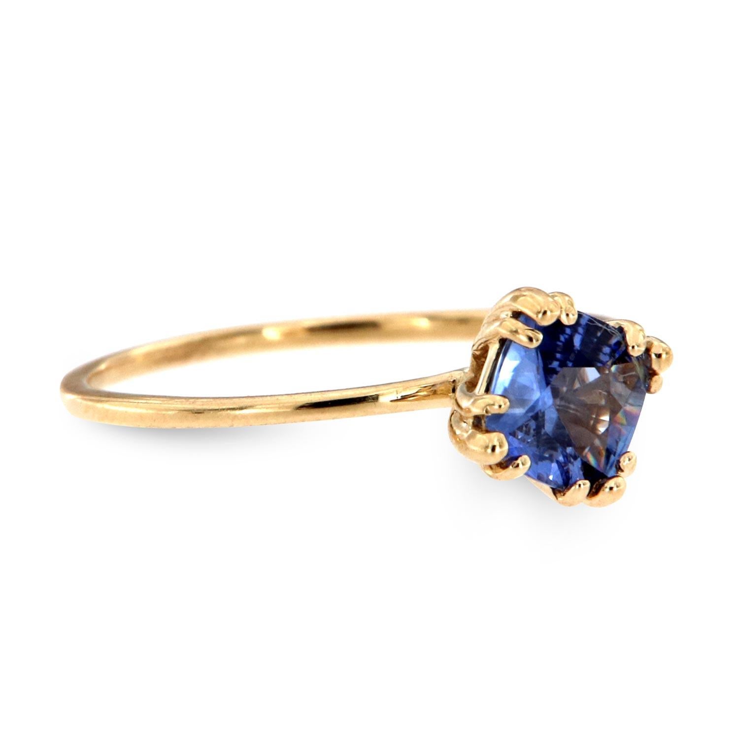 Asscher Cut 14 Karat Yellow Gold Asscher Blue Sapphire Solitaire Ring Center, 3/4 Carat For Sale