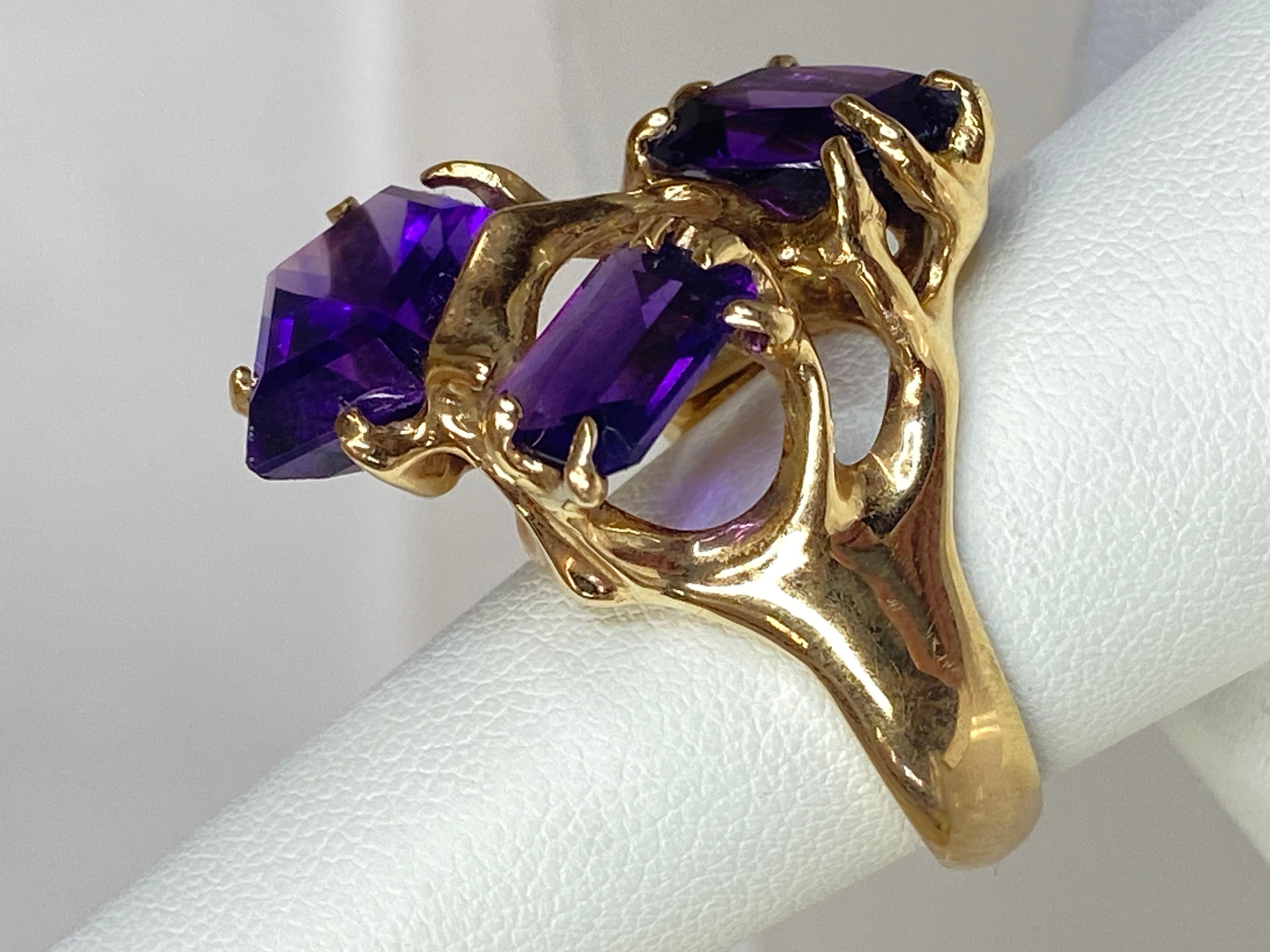 14K Yellow Gold Asymmetrical 3 Stone Amethyst Gemstone Ring Size 8.75 For Sale 8