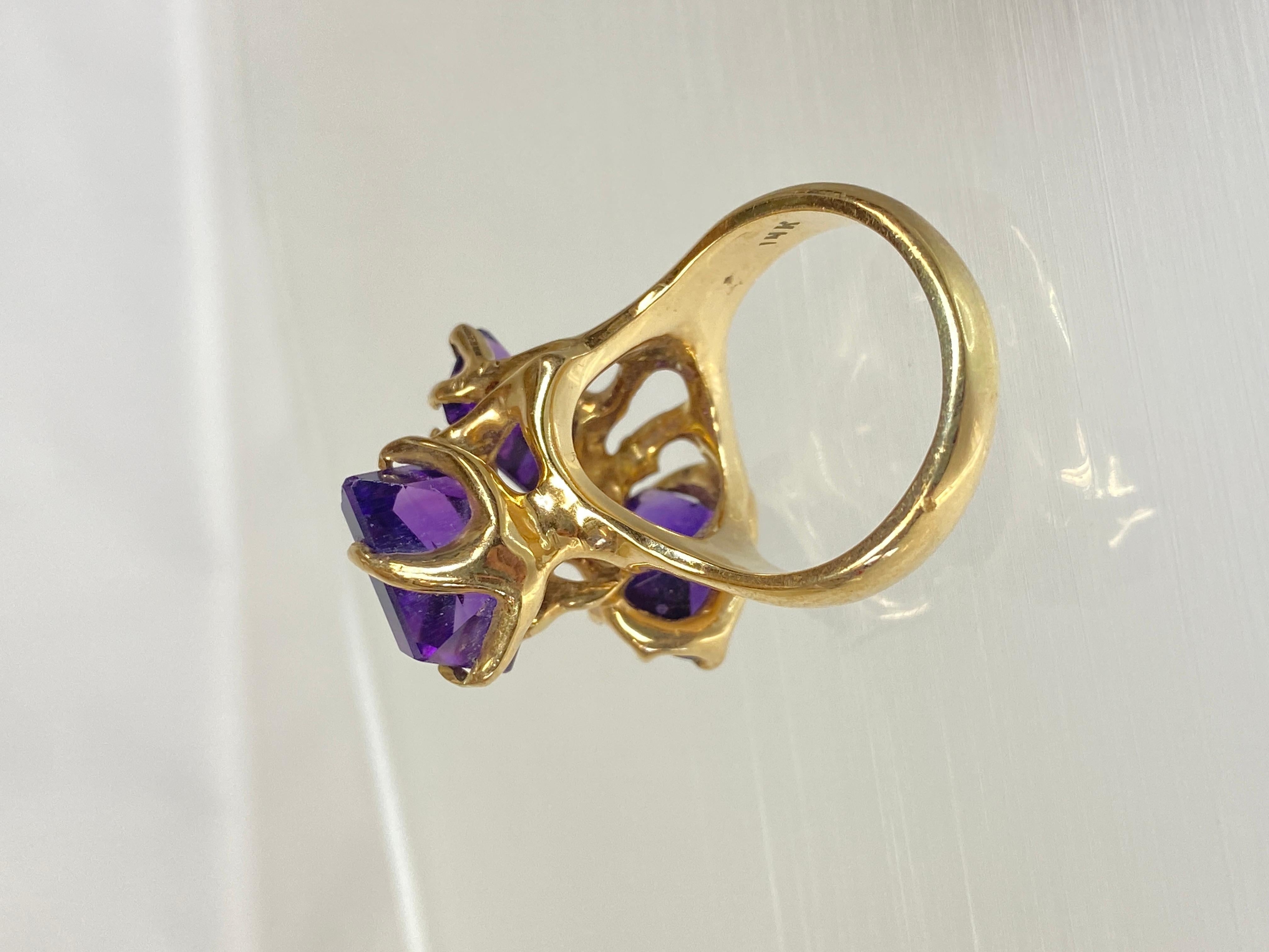 14K Yellow Gold Asymmetrical 3 Stone Amethyst Gemstone Ring Size 8.75 For Sale 3
