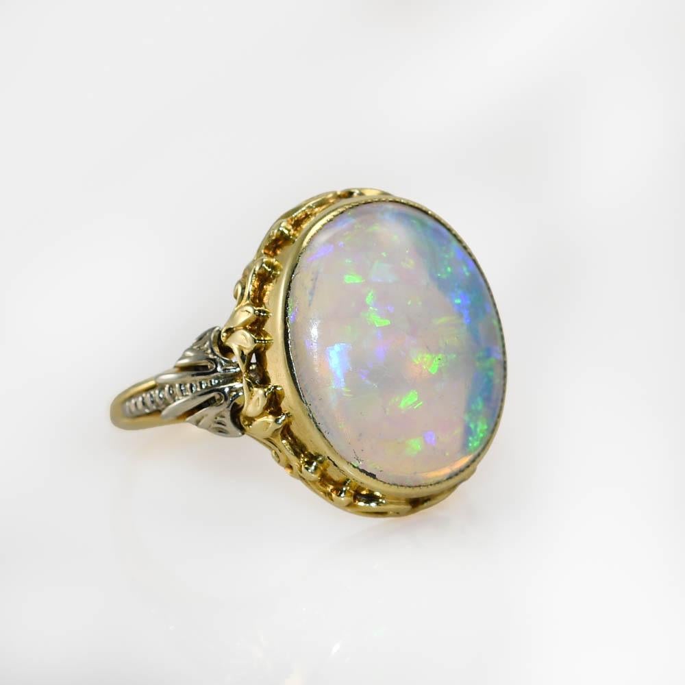 14K Yellow Gold Australian Opal Ring, 2.80ct, 4g In Excellent Condition For Sale In Laguna Beach, CA