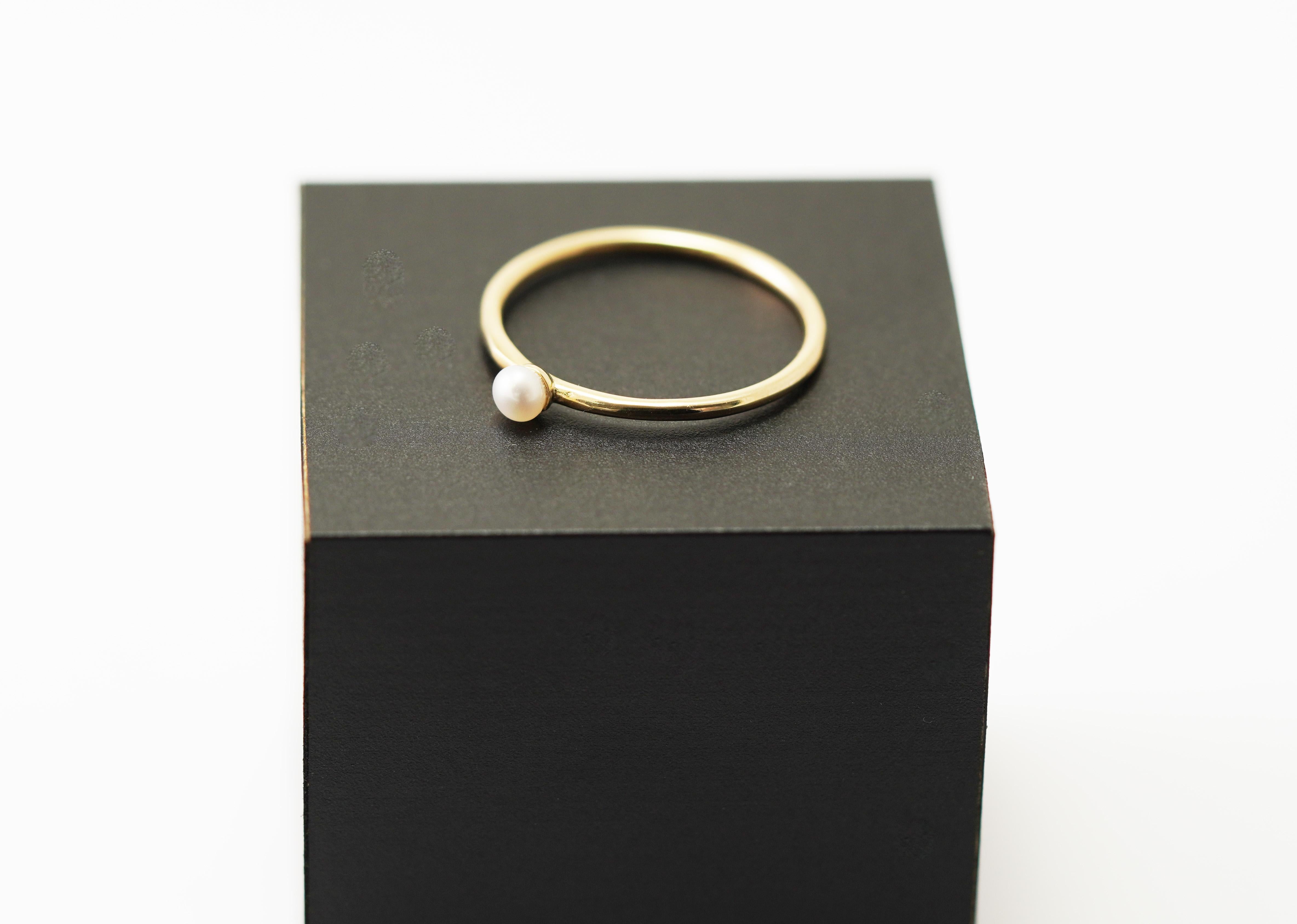 Anello con perla per bambini in oro giallo 14K in vendita 1