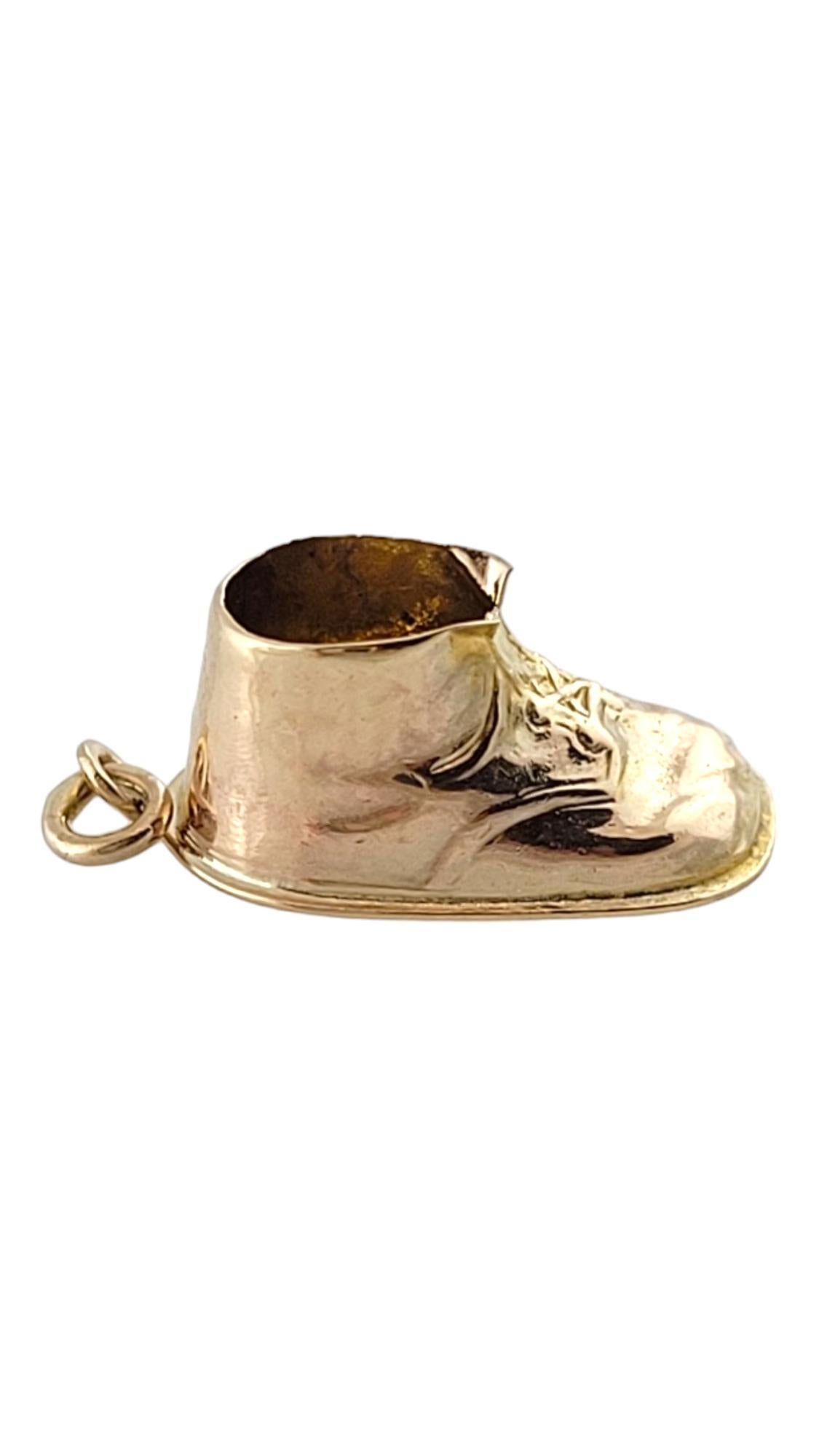 14K Yellow Gold Baby Shoe Charm

This adorable baby shoe charm has beautiful detailing and was crafted from 14K yellow gold!

Size: 15.95mm X 8.03mm X 6.38mm
Length w/ bail: 17.81mm

Weight: 0.71 dwt/ 1.10 g

Hallmark: 14K

Very good condition,