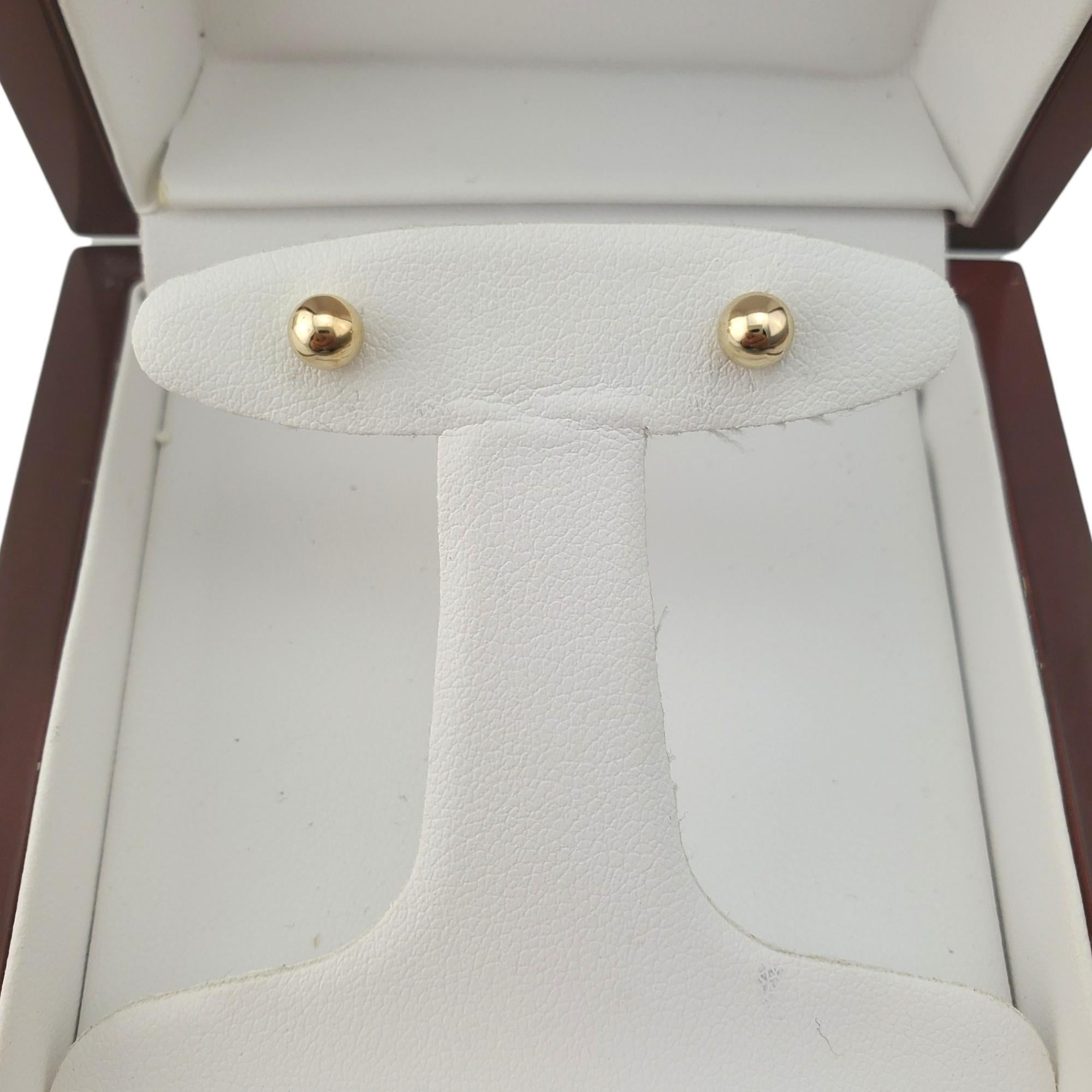 14K Yellow Gold Ball Stud Earrings #17806 For Sale 2