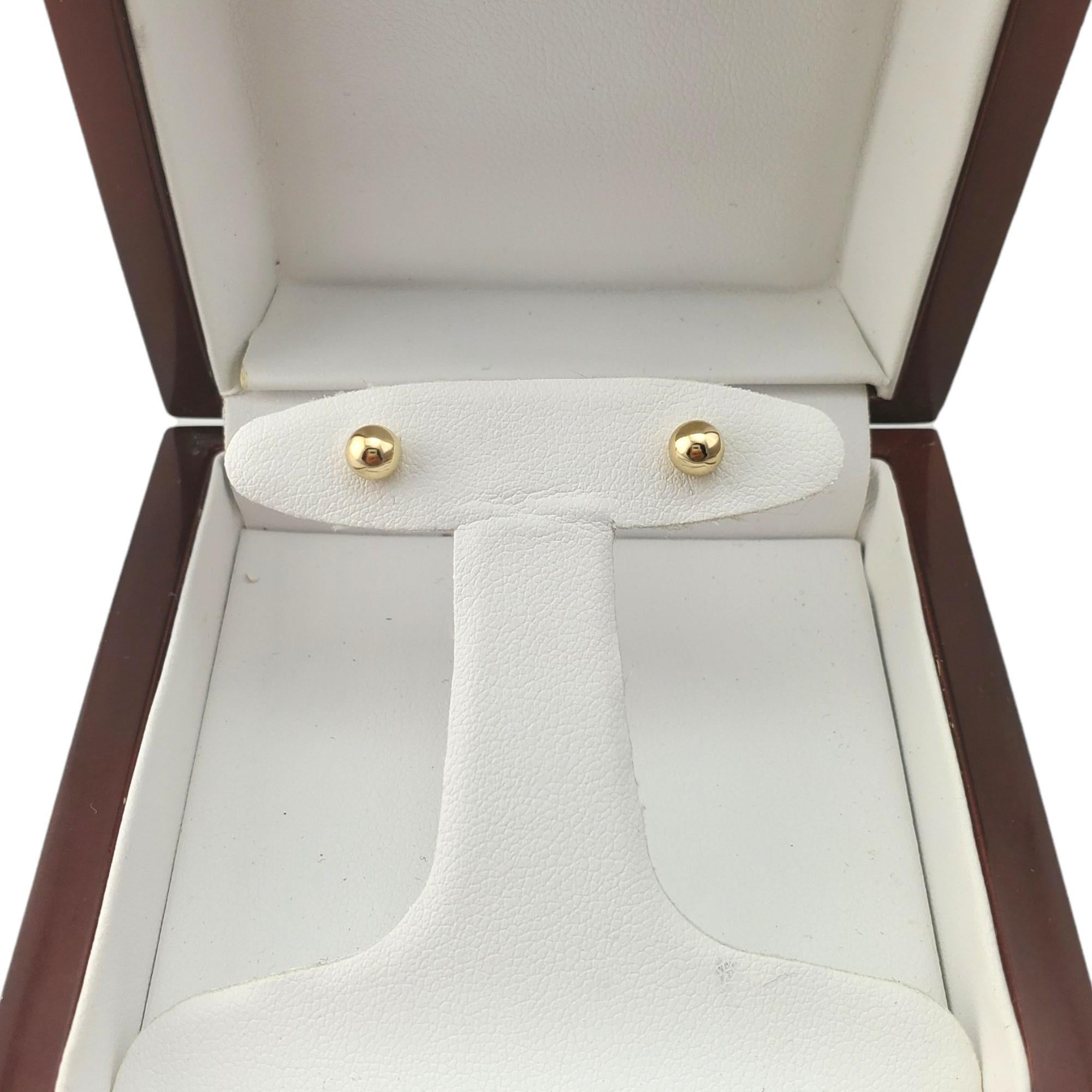 14K Yellow Gold Ball Stud Earrings #17808 For Sale 2