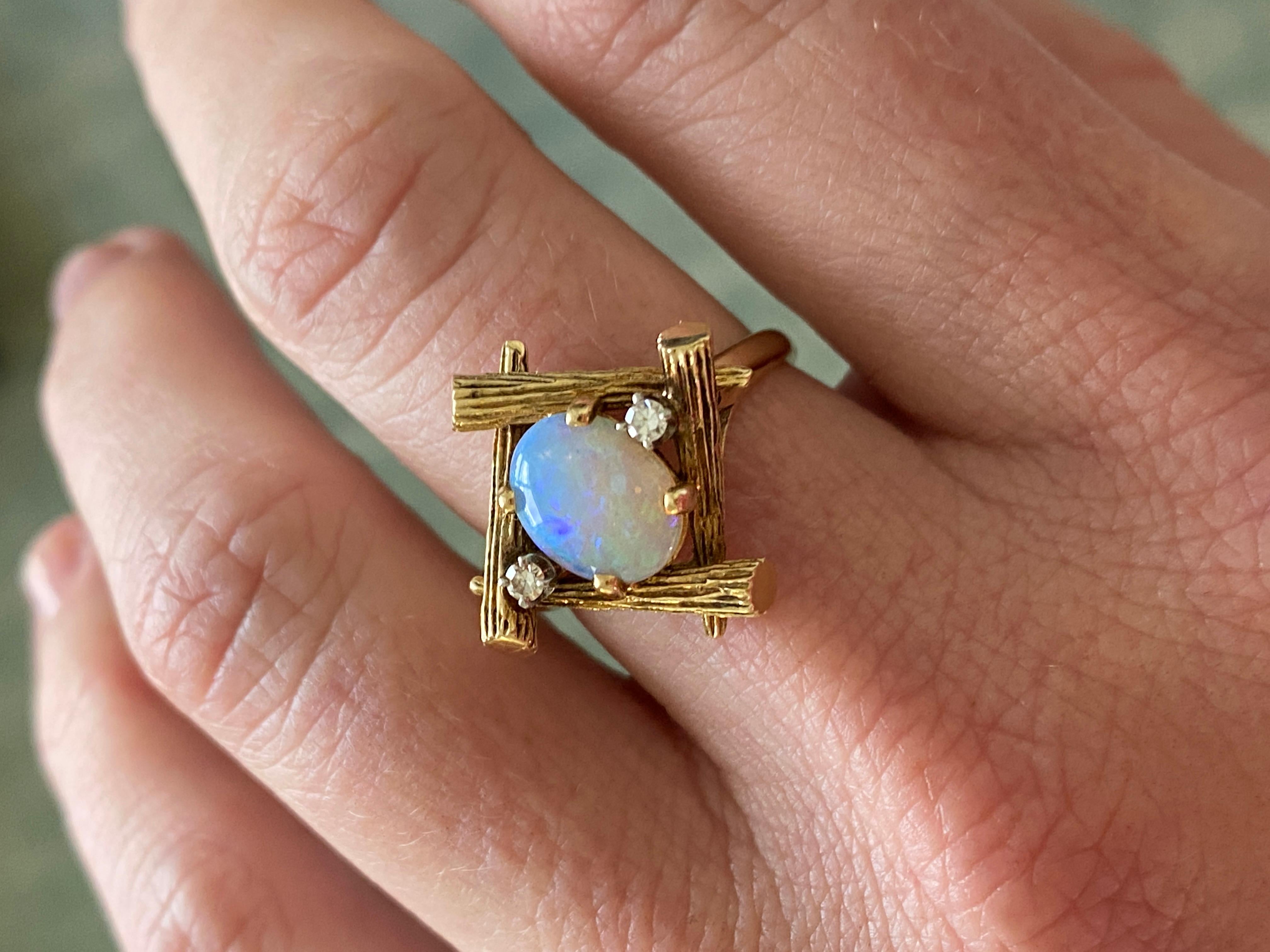 14K Yellow Gold Bamboo Ring with Oval Opal and Two Diamonds, // Farina Fi In Good Condition In Bozeman, MT
