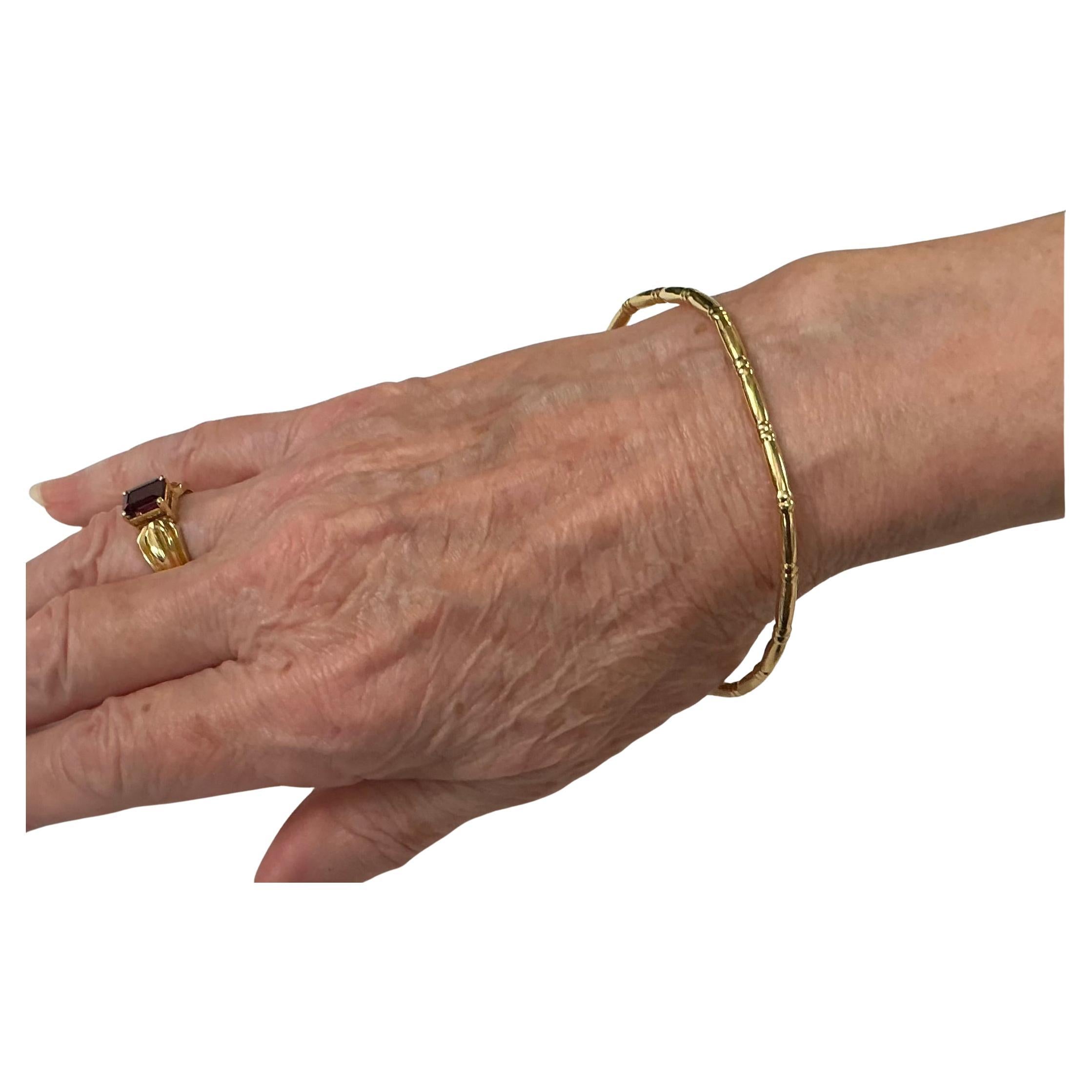 Women's or Men's 14K Yellow Gold Bamboo-Style Bangle Bracelet For Sale