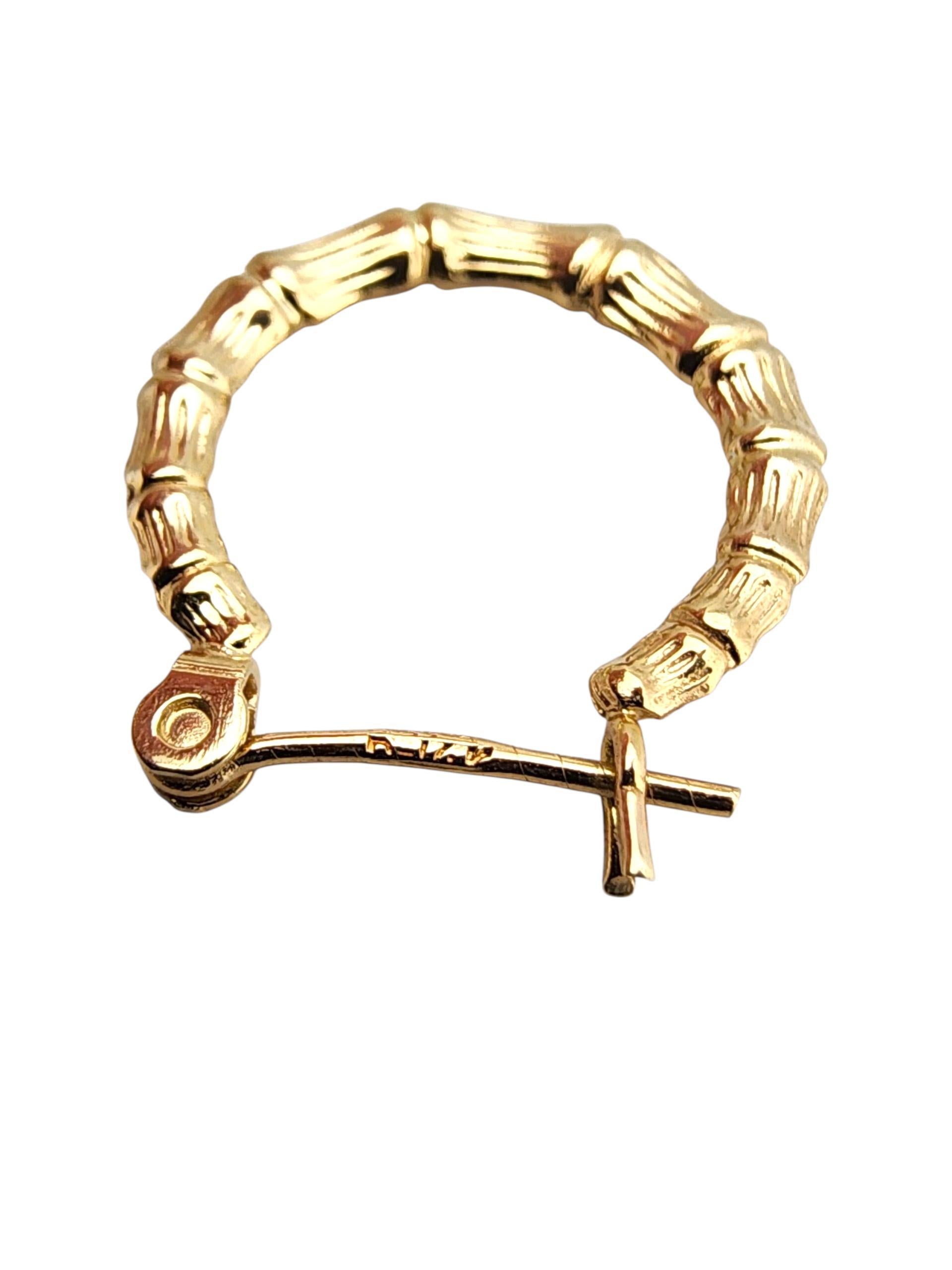 14K Yellow Gold Bamboo Style Hoop Earrings #22712 In Good Condition For Sale In Washington Depot, CT