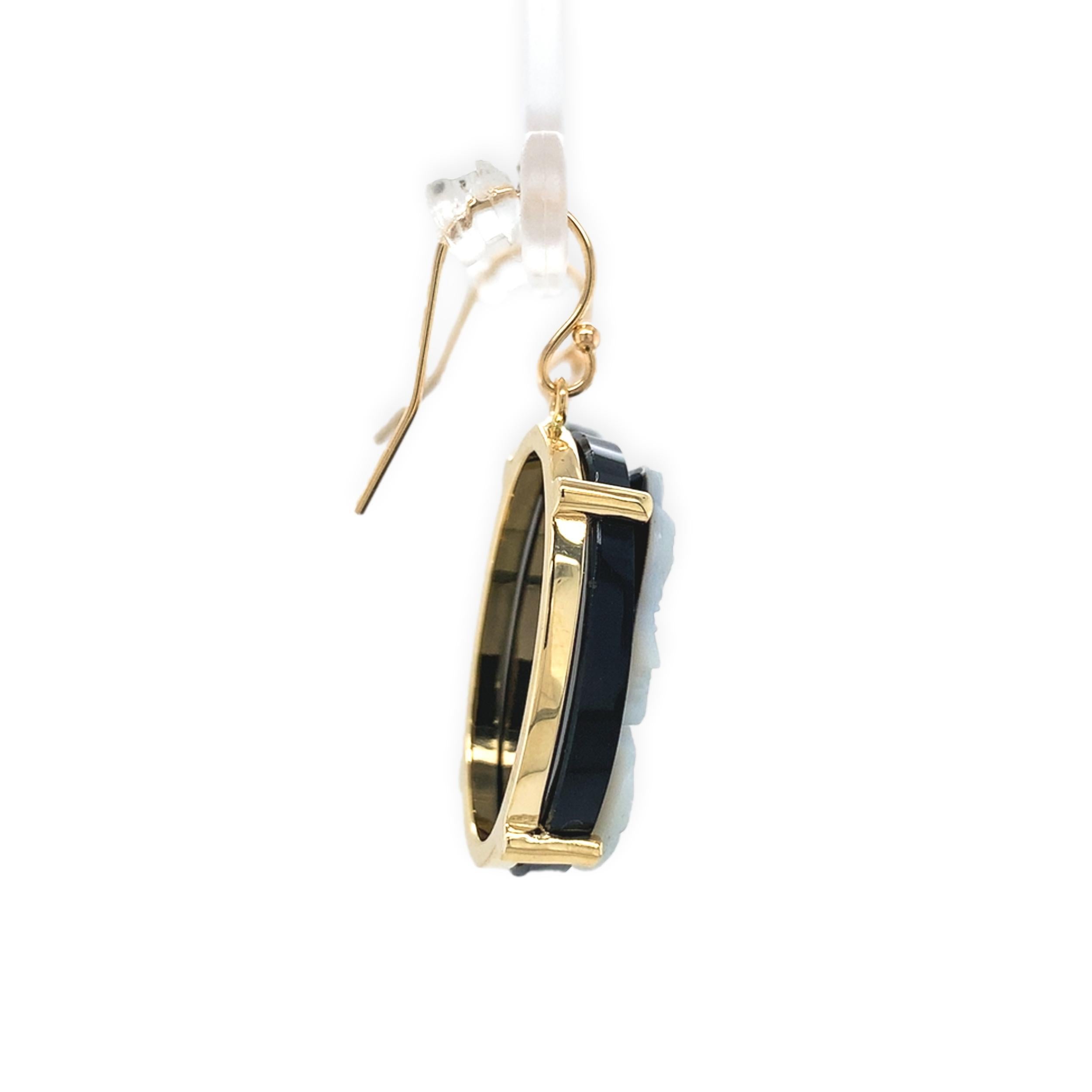 14K Gelbgold Banded Schwarz & Weiß Achat Stein Cameo Ohrringe im Zustand „Neu“ im Angebot in Big Bend, WI