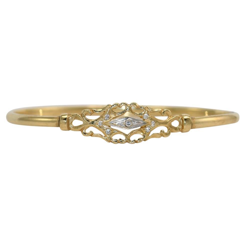 14k Yellow Gold Bangle 6.3gr For Sale