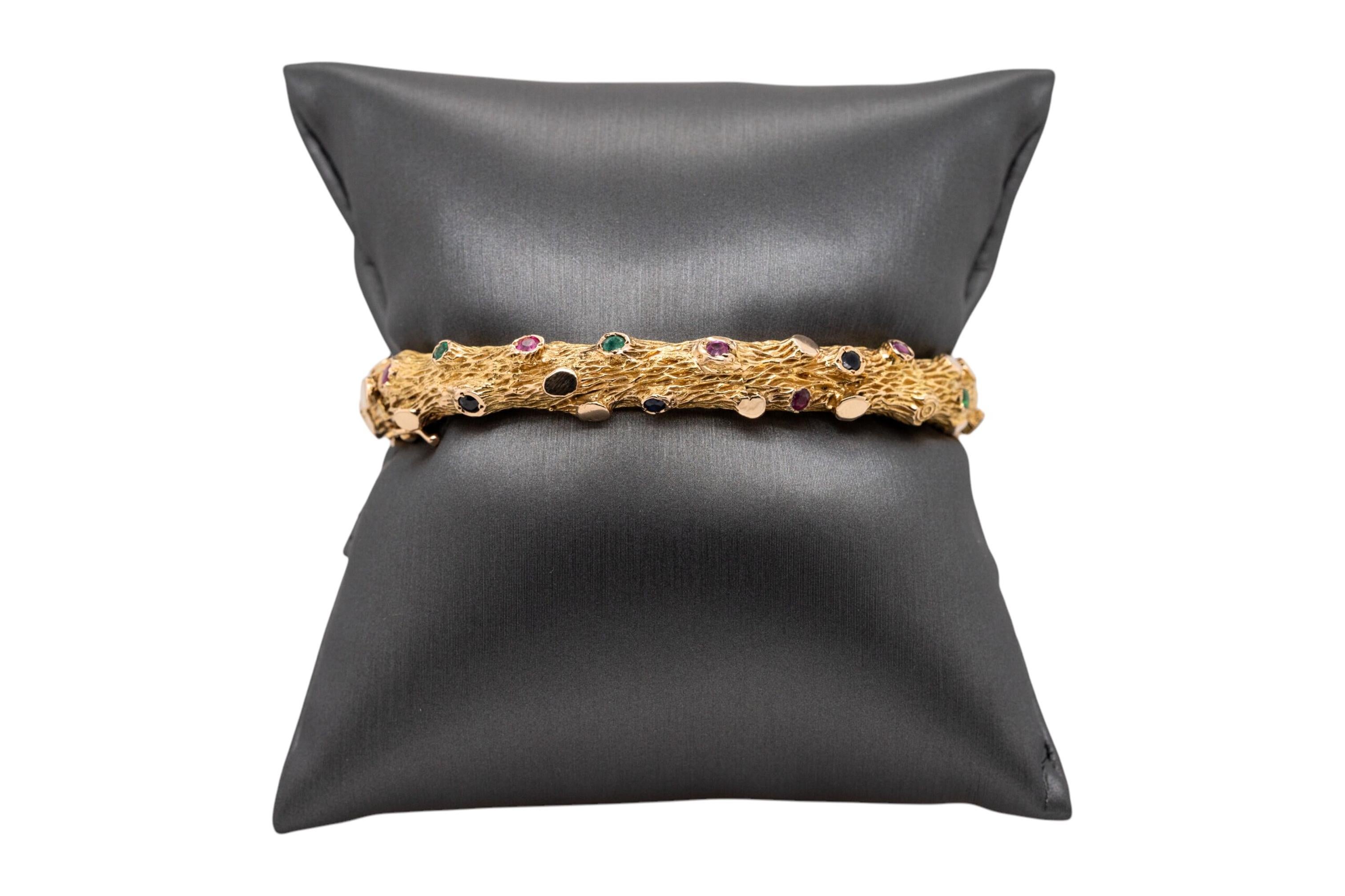 Women's 14k Yellow Gold Bark Finish Bangle Set With Emeralds and Sapphires For Sale