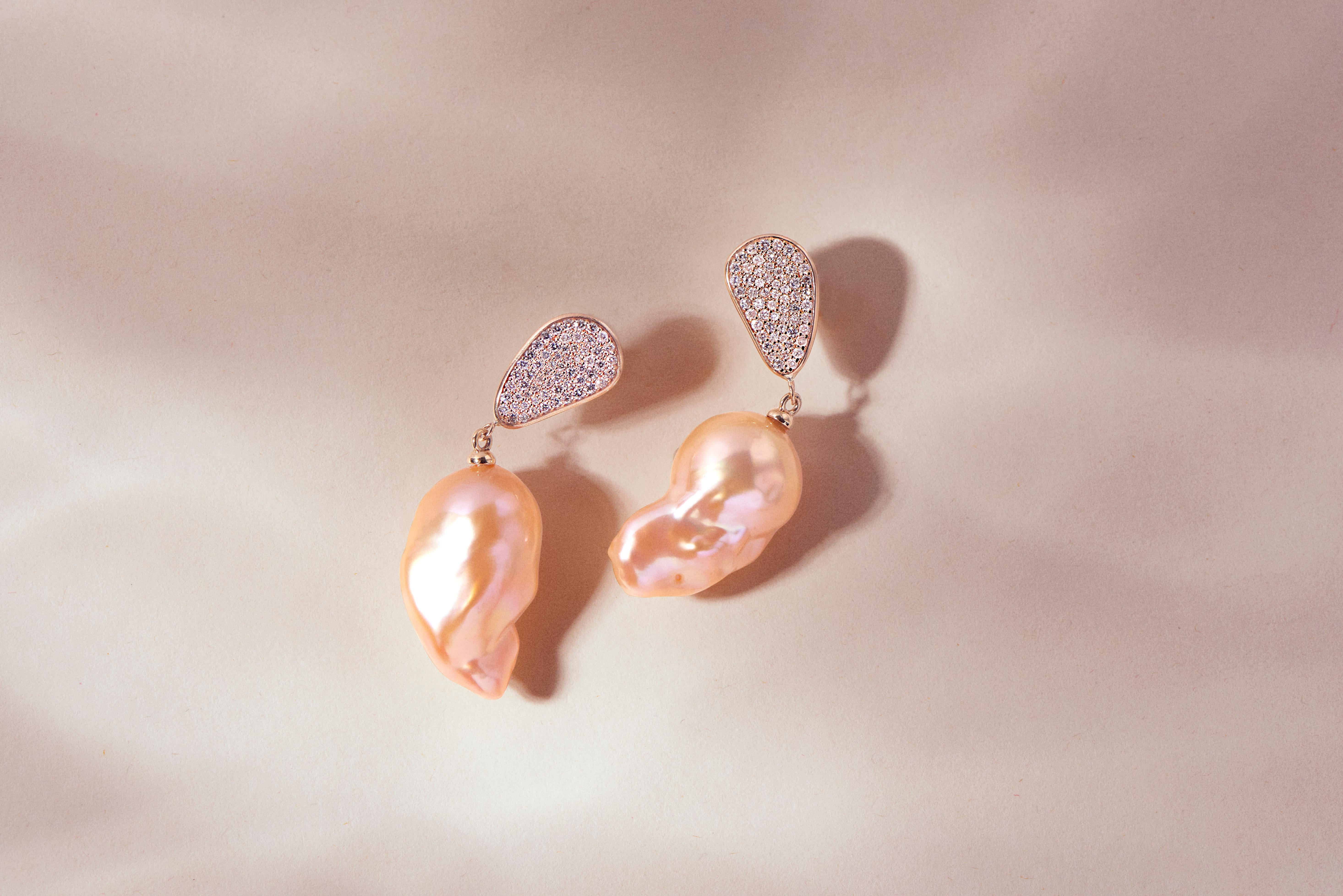 Single Cut 14K Yellow Gold Baroque Pearl and Diamond Drop Earrings For Sale