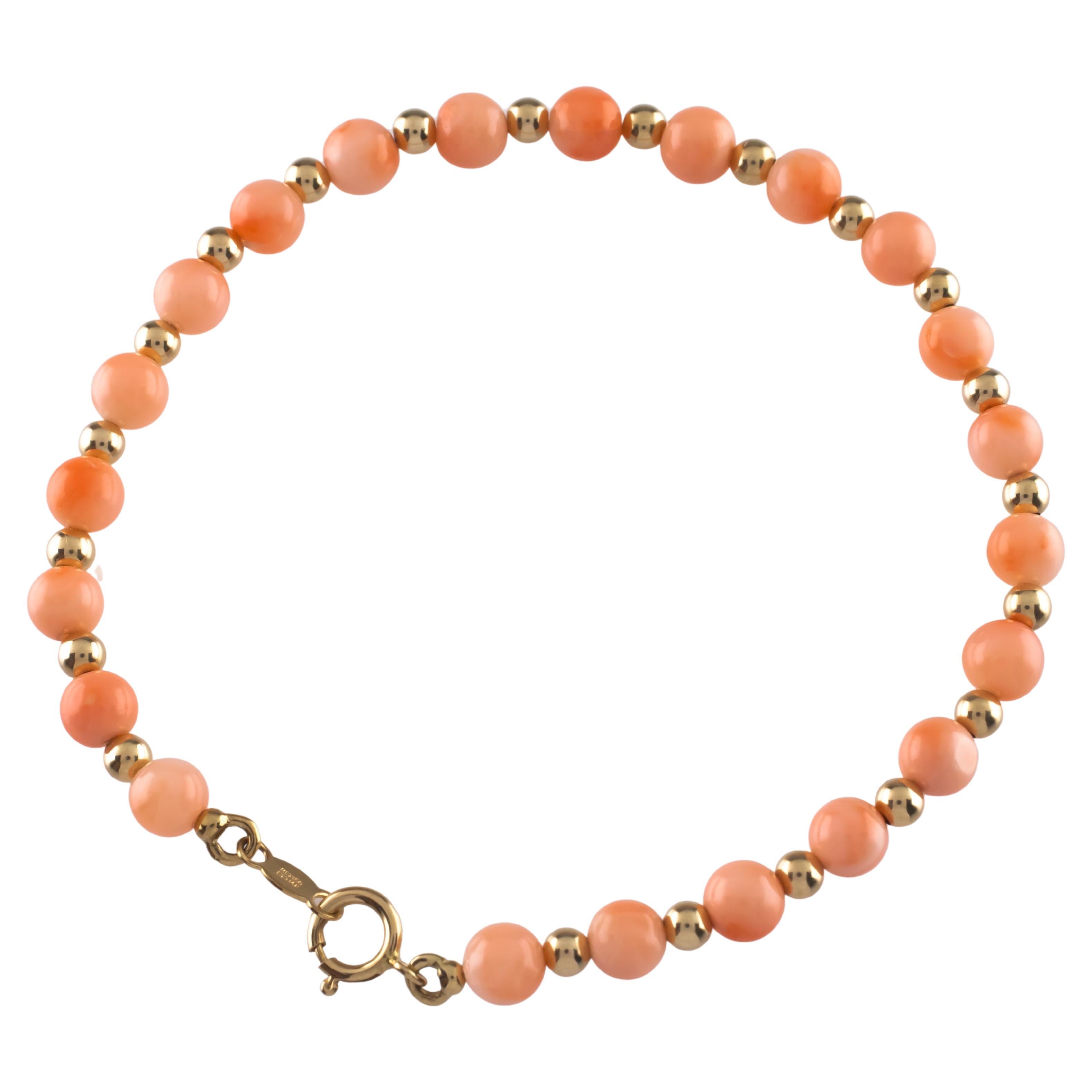 Bracelet de perles en or jaune 14k et perles de corail rondes avec fermoir mousqueton, longueur 6.75"". en vente