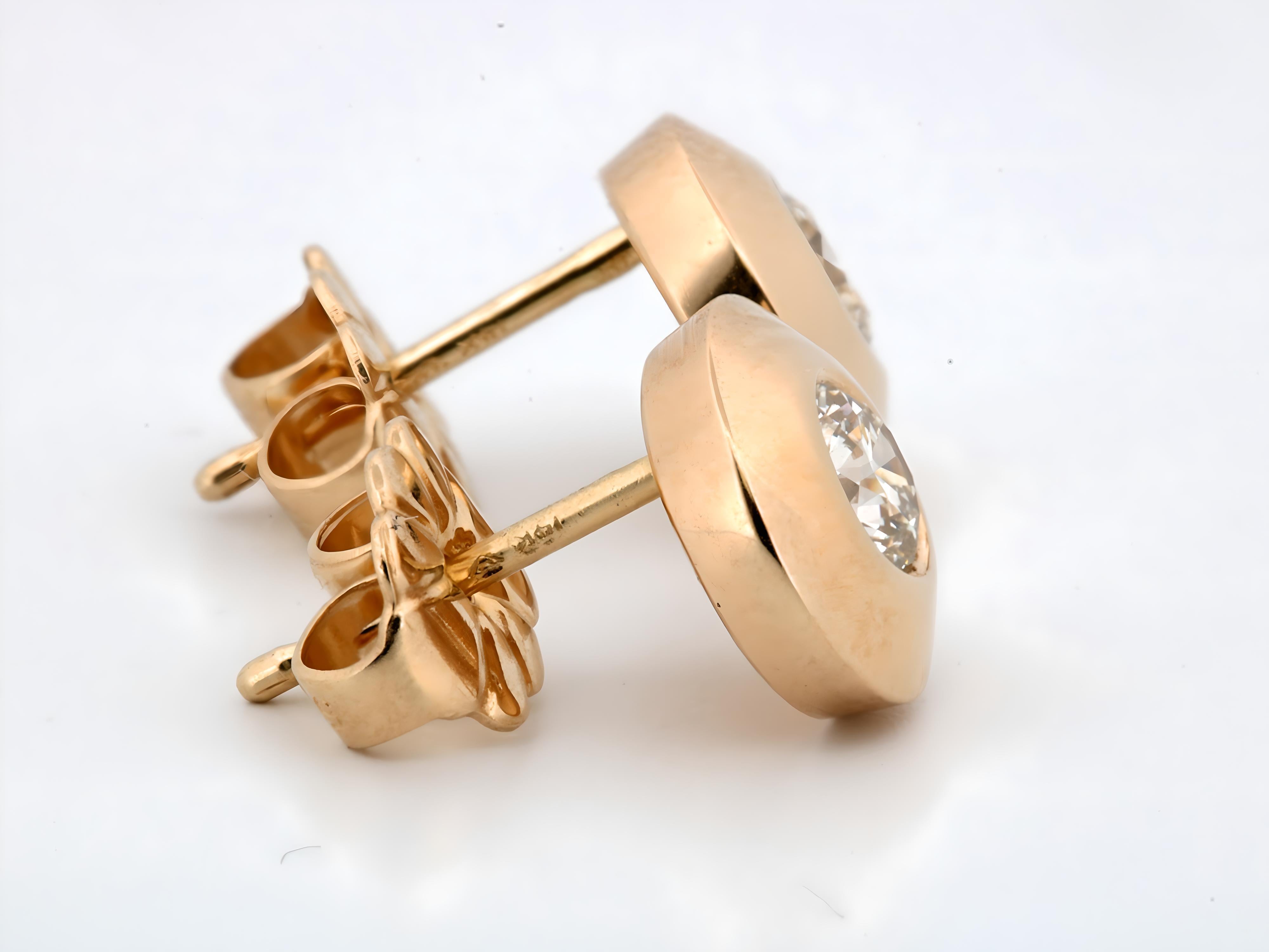 14K Yellow Gold Bevel Wide Bezel Diamond Studs 0.40Y In New Condition In New York, NY