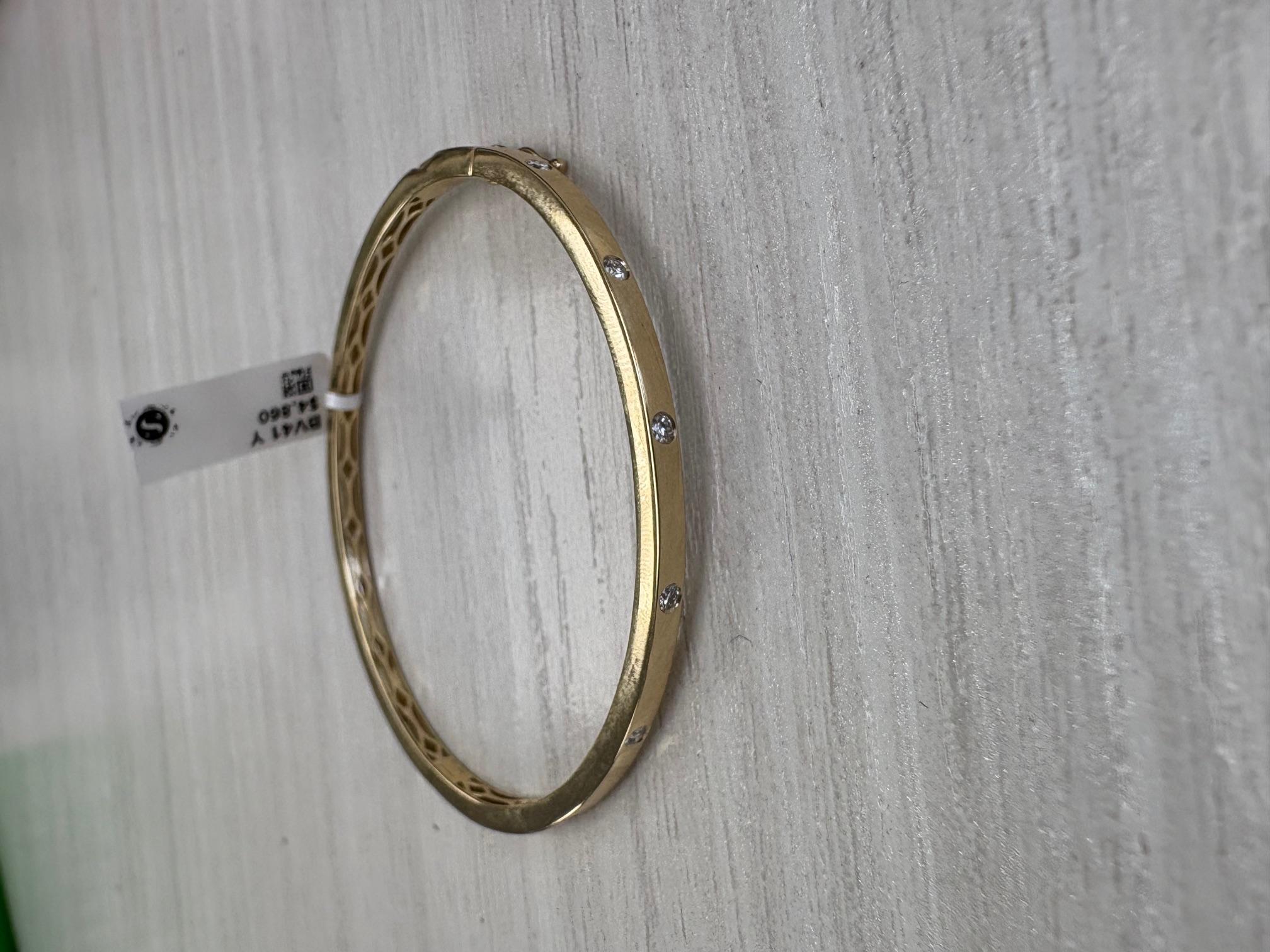 14K Gelbgold Lünette Diamant stapelbar Armreif 1/4 CTTW (Rundschliff) im Angebot