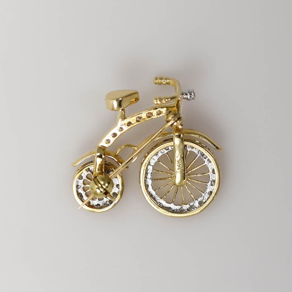 Round Cut 14K Yellow Gold Bicycle Diamond Brooch, 3.2gr