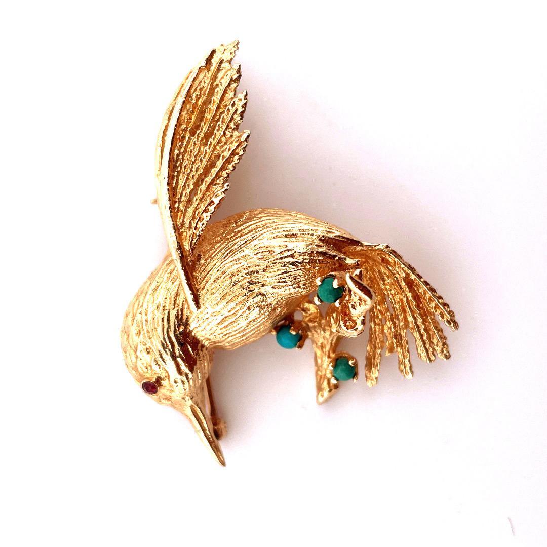 Uncut 14K Yellow Gold Bird Brooch with 3 Turquoise Gemstones For Sale