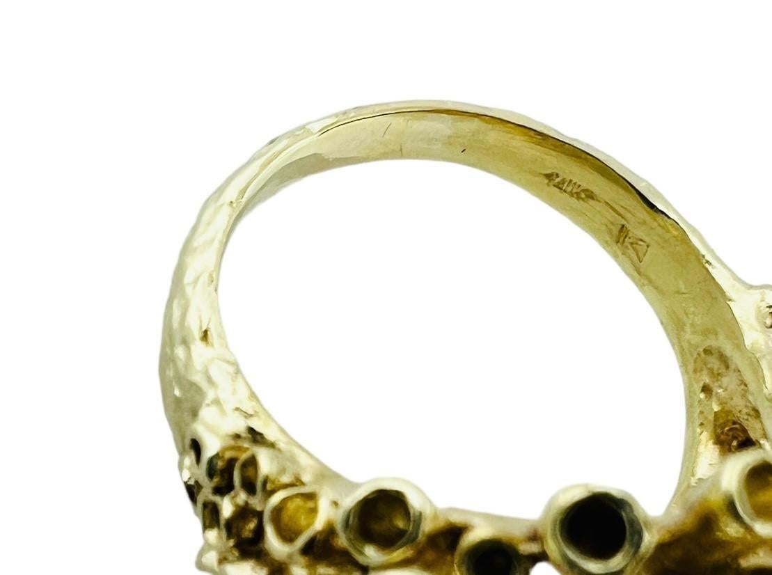 Taille ronde Bague à dôme en or jaune 14K avec perles noires et blanches #16683 en vente