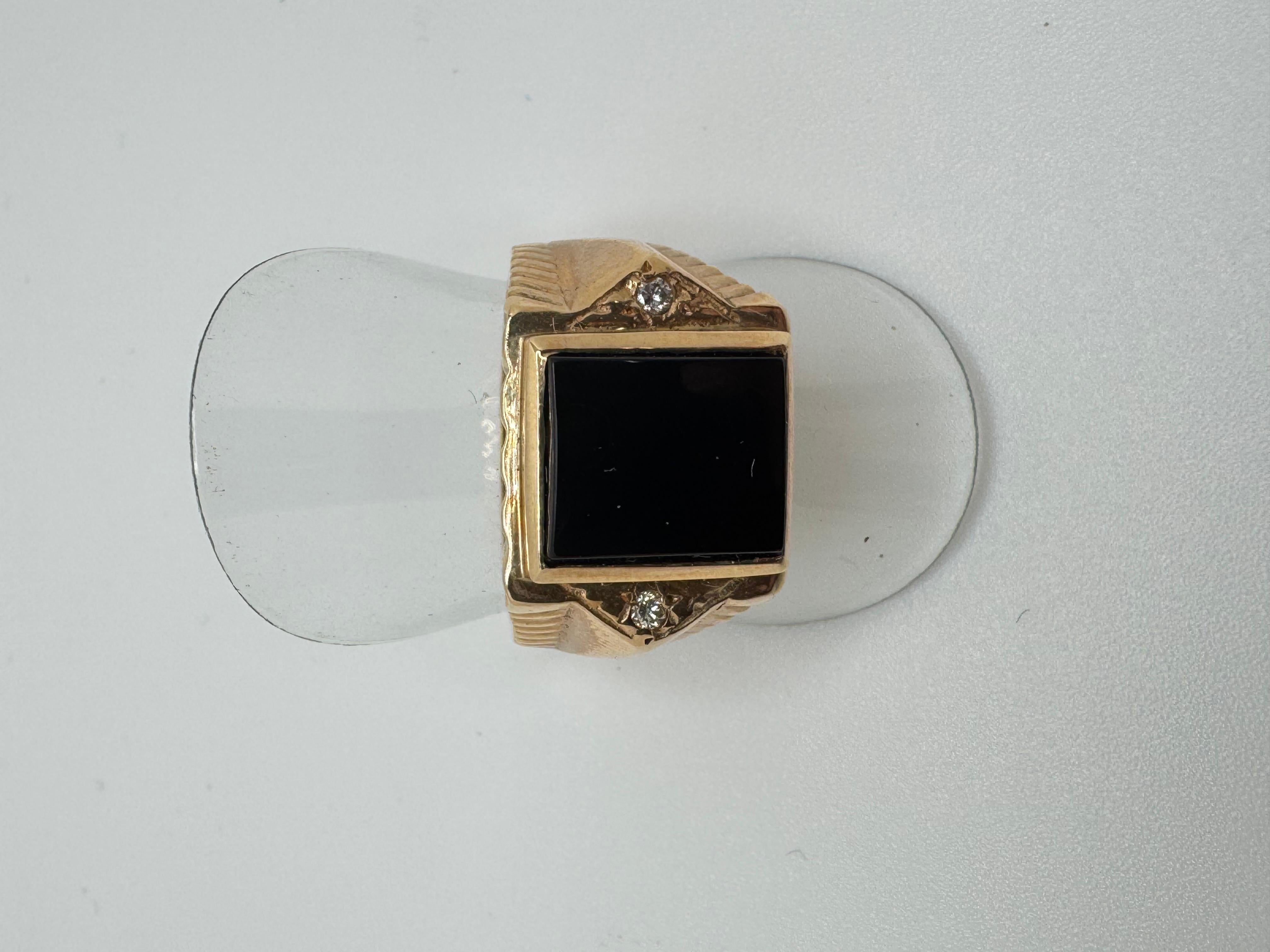 14K Gelbgold, Schwarzer Cabochon Onyx und Diamant Ring im Angebot 2