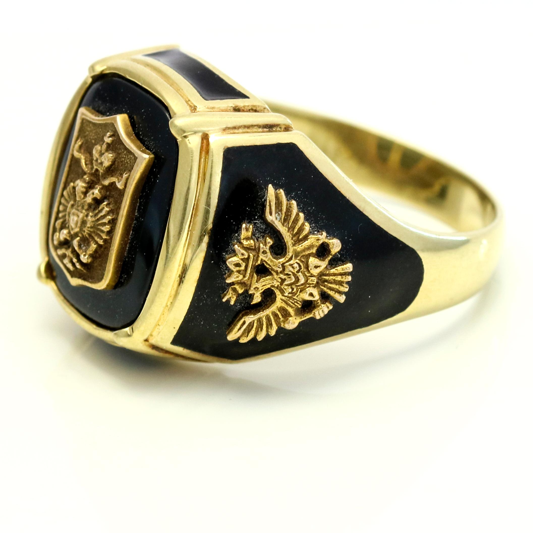14 Karat Yellow Gold Black Onyx Enamel Imperial Eagle Men's Ring For Sale 3