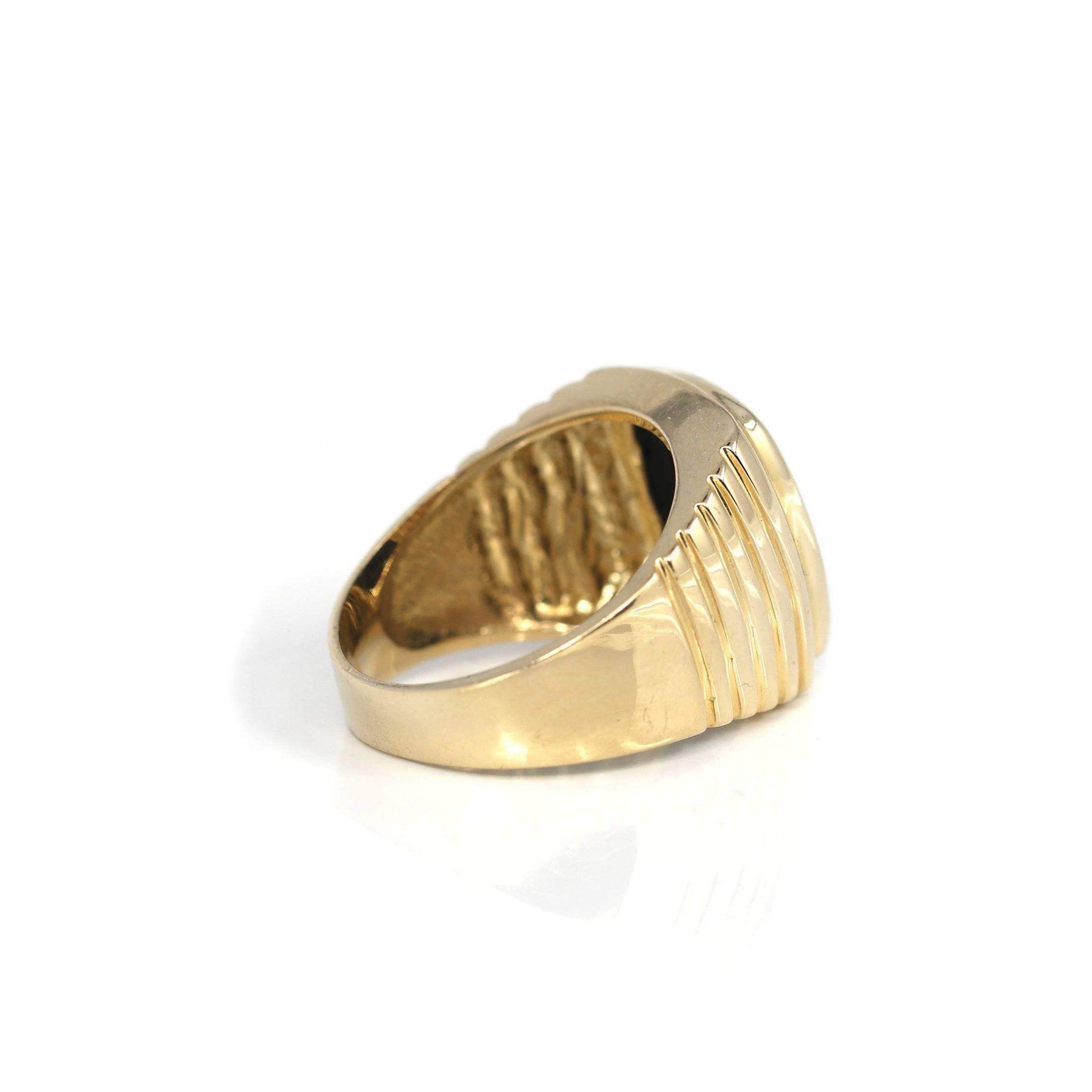 Cabochon 14k Yellow Gold Black Onyx Men's Ring For Sale