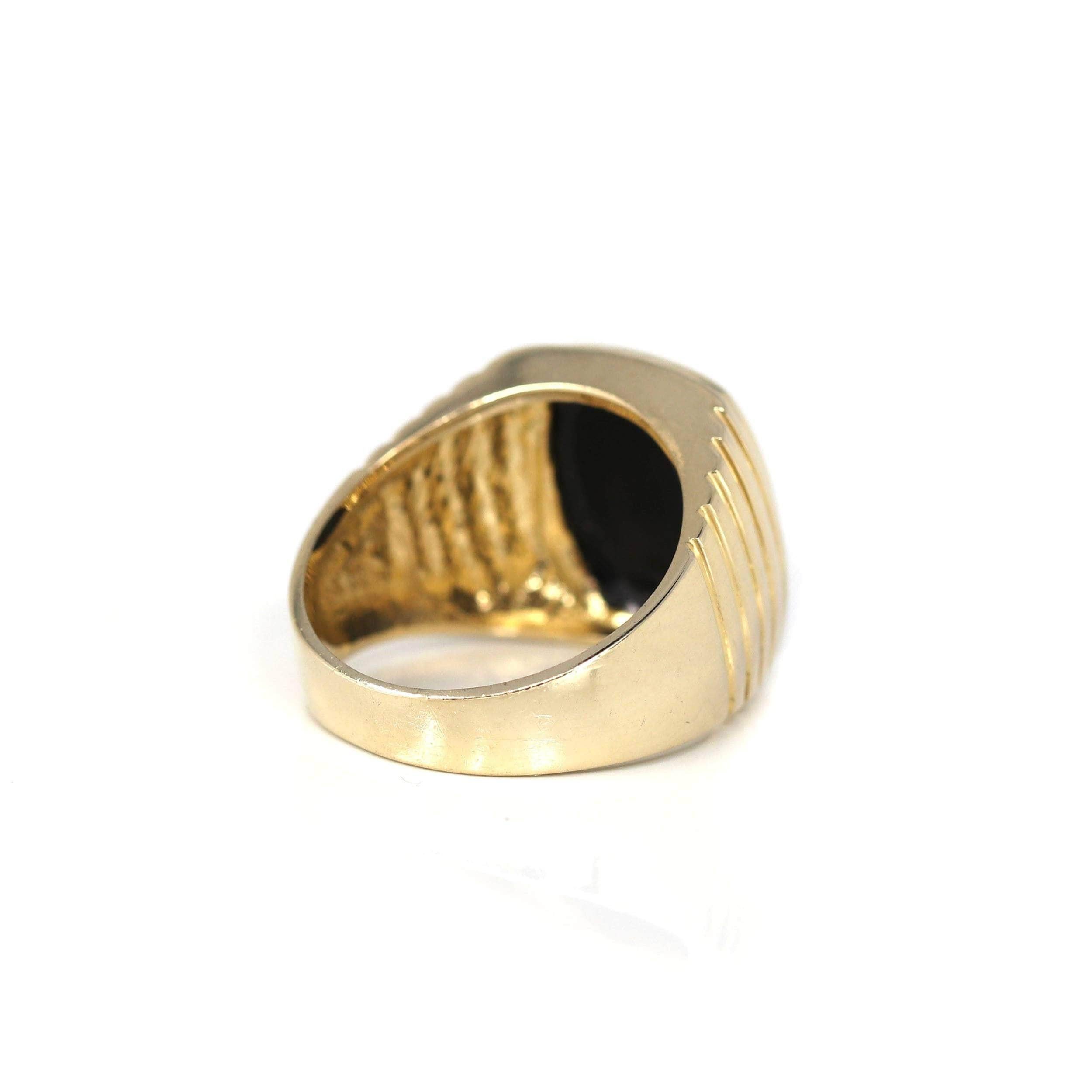 14k Yellow Gold Black Onyx Men's Ring For Sale 1