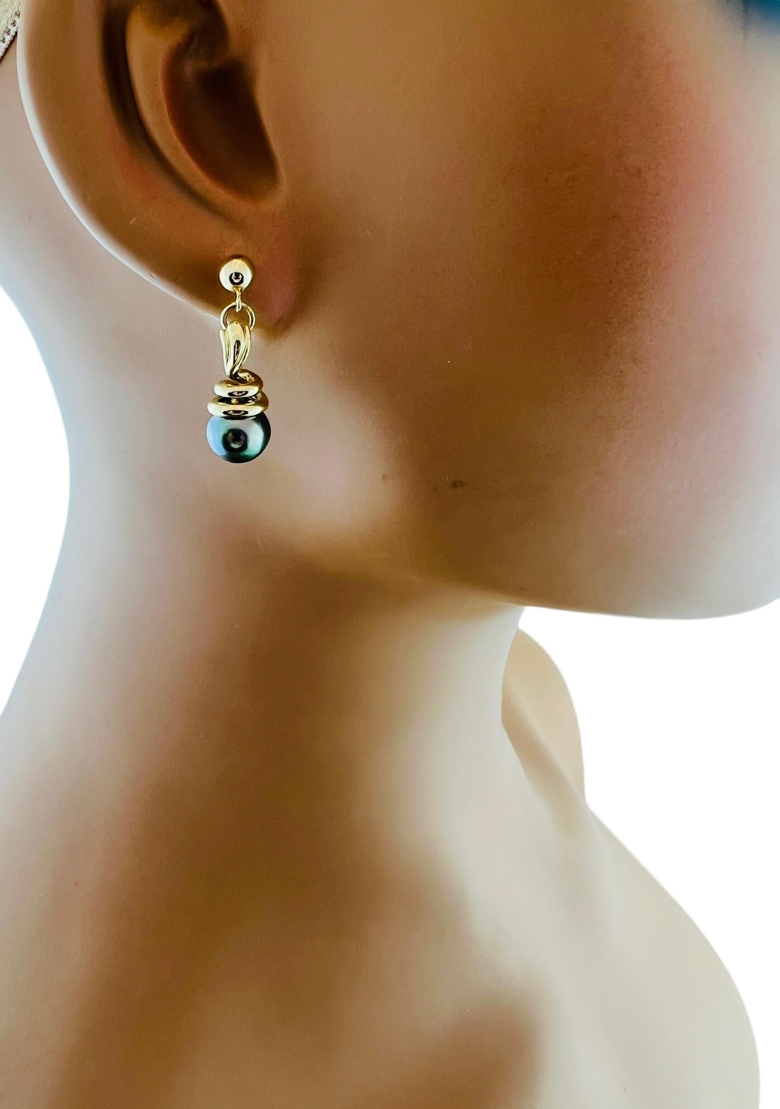 Women's 14K Yellow Gold Black Pearl Dangle Earrings #15936 For Sale