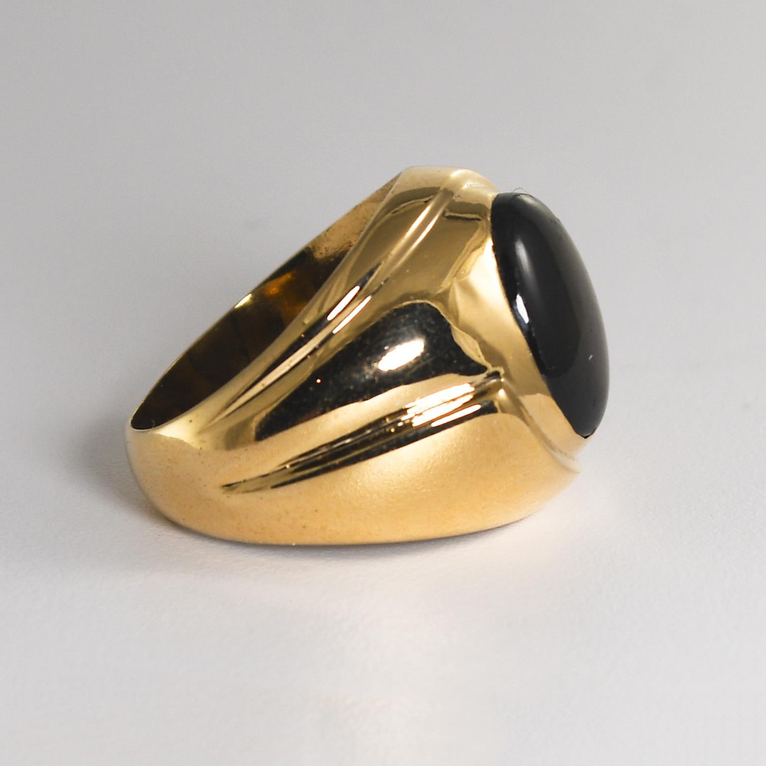 Oval Cut 14K Yellow Gold Black Sapphire Ring 12.3g For Sale