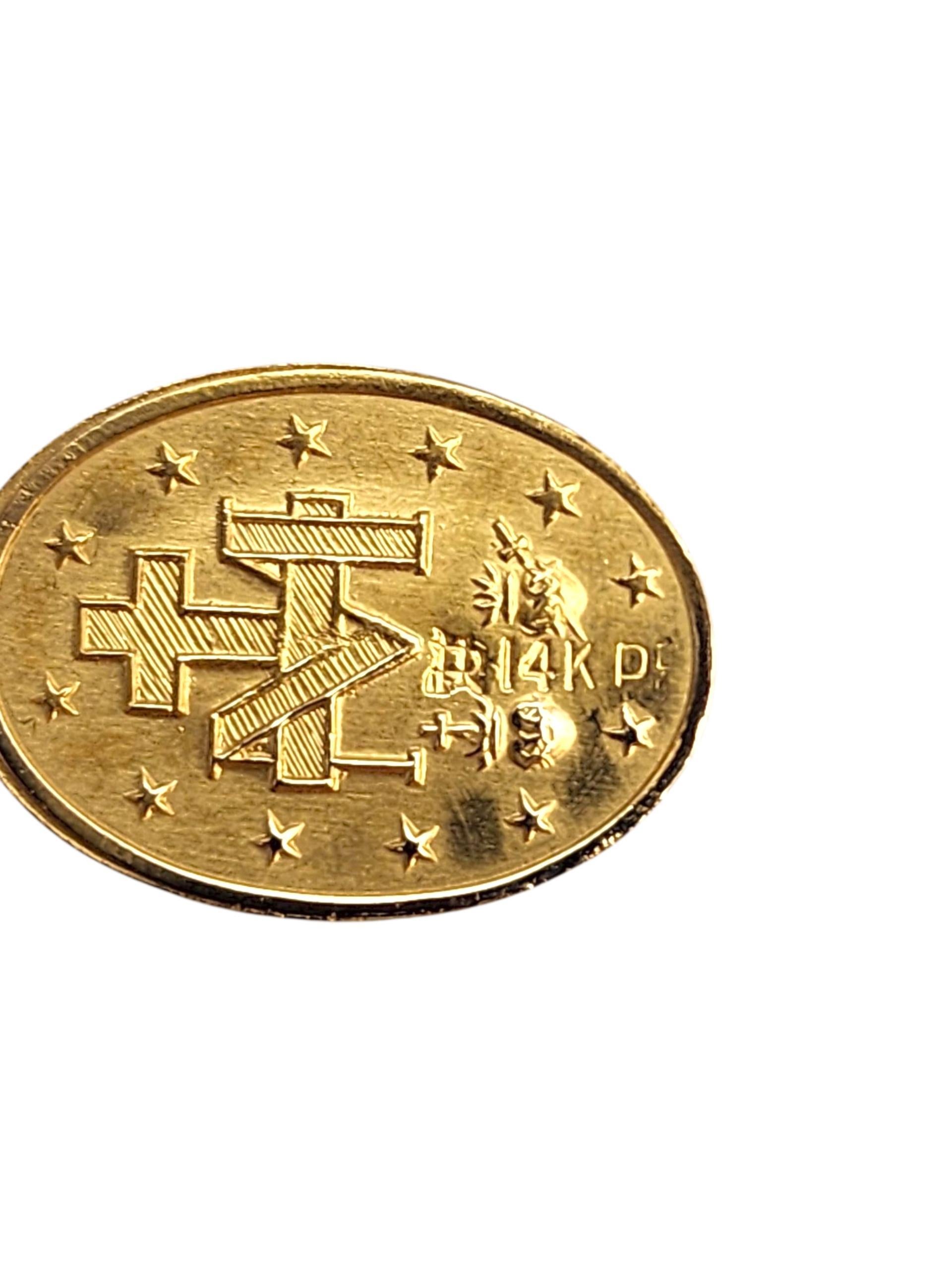 14K Yellow Gold Blessed Mother Miraculous Medal Pendant #22764 For Sale 2