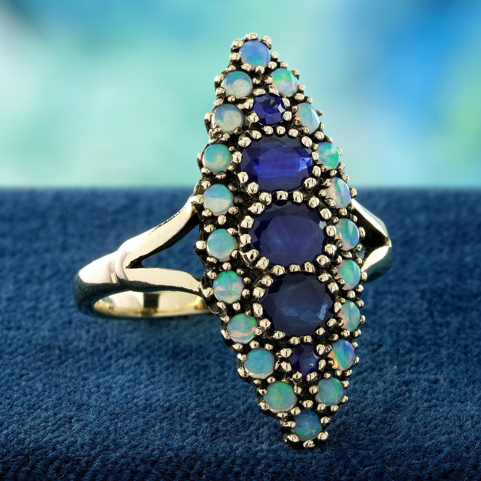 14K Gelbgold Blauer Saphir und Opal Vintage Style Cluster Ring (Edwardian) im Angebot