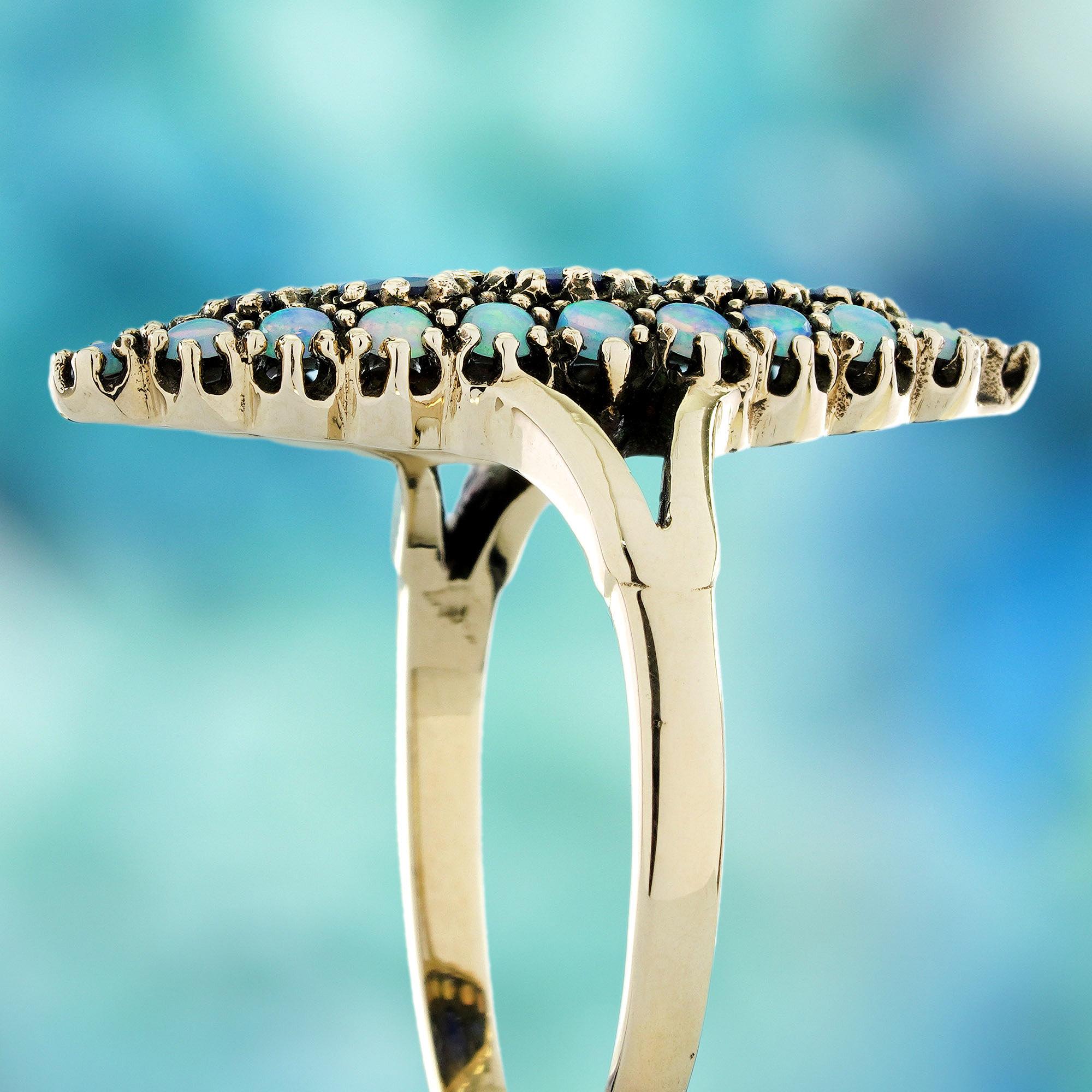 14K Gelbgold Blauer Saphir und Opal Vintage Style Cluster Ring Damen im Angebot