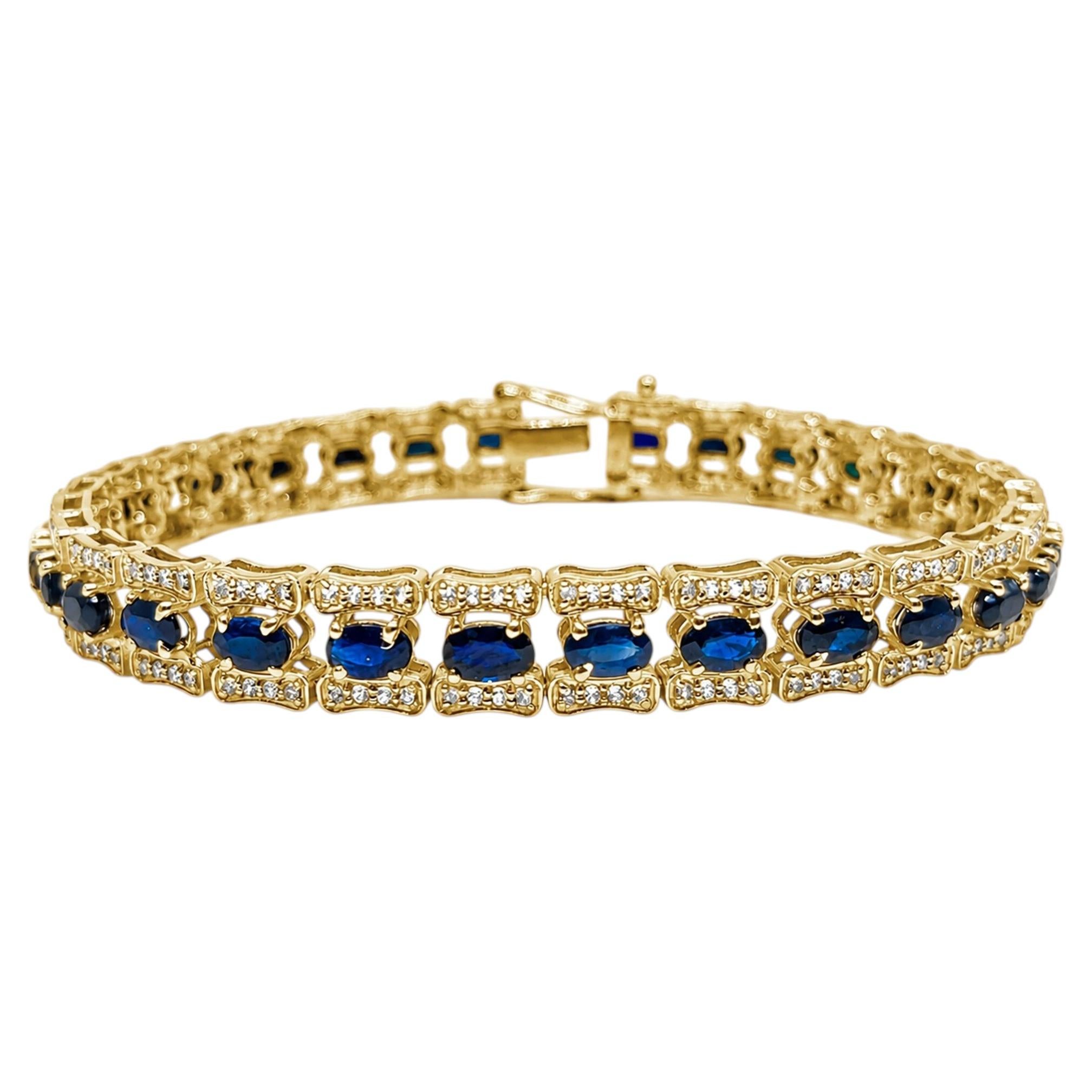 Bracciale in oro giallo 14K con zaffiro blu, 10,50 carati di zaffiro e accenti di topazio bianco