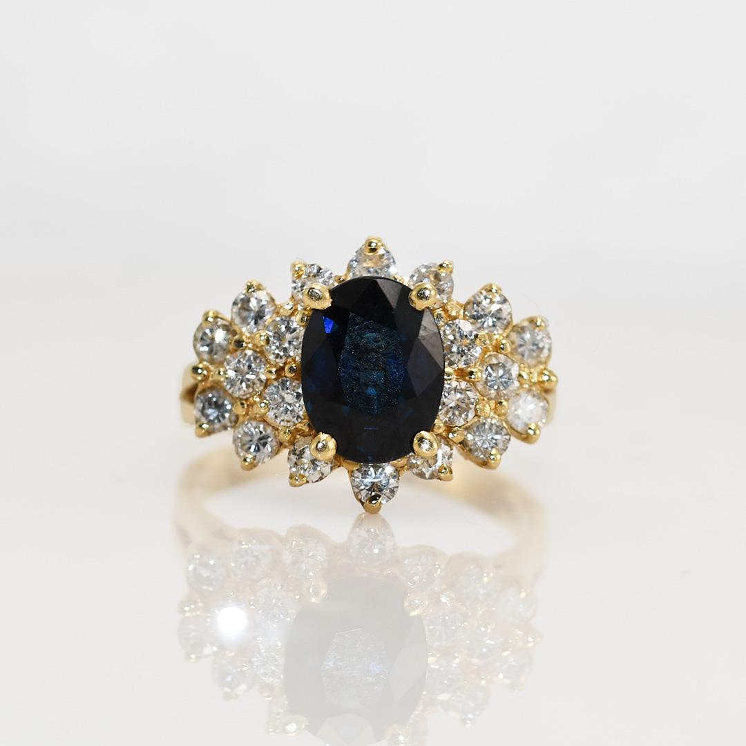 Oval Cut 14K Yellow Gold Blue Sapphire & Diamond Ring, 5.2g For Sale