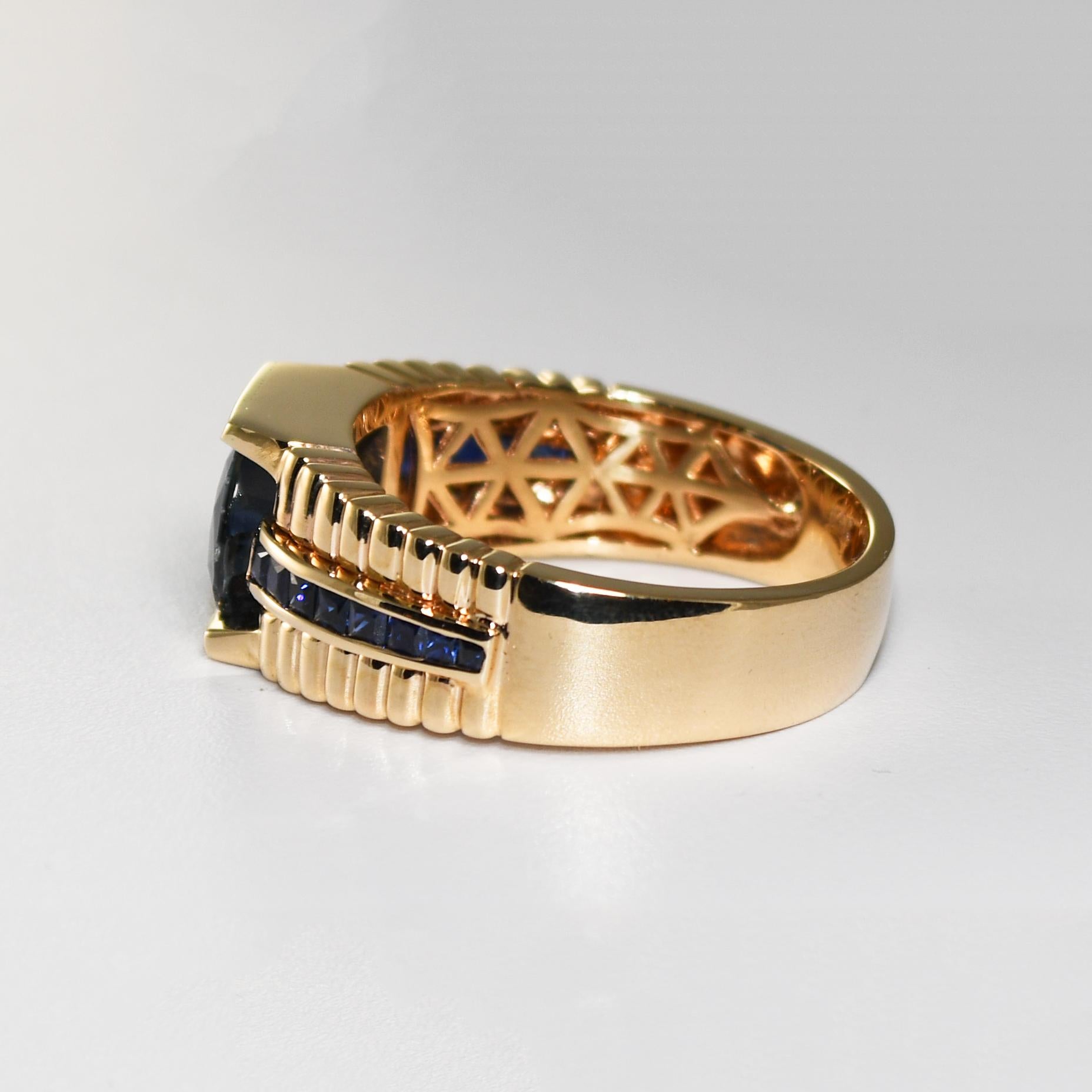 da uomo o donna Anello in oro giallo 14K con zaffiro blu certificato GIA in vendita