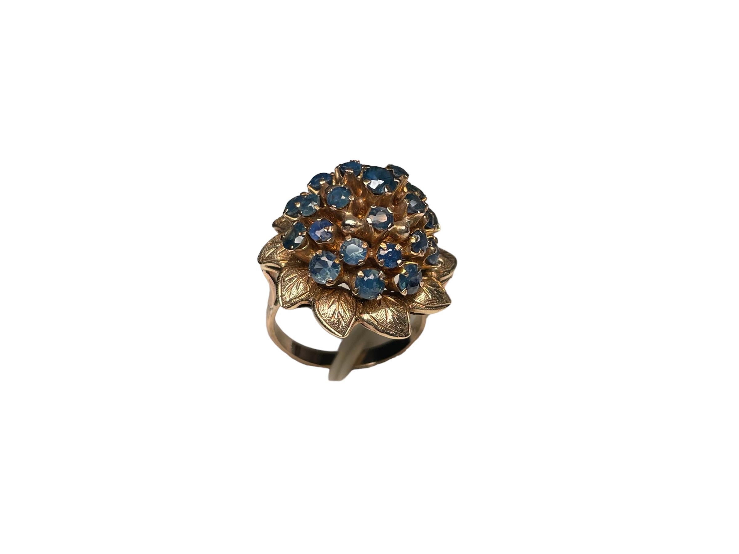 14k Yellow Gold Blue Sapphires Dome Cocktail Ring In Good Condition For Sale In Guaynabo, PR