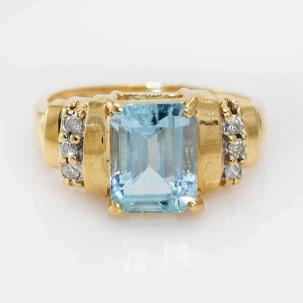 Brilliant Cut 14k Yellow Gold Blue Topaz and Diamond Ring 4.6gr For Sale