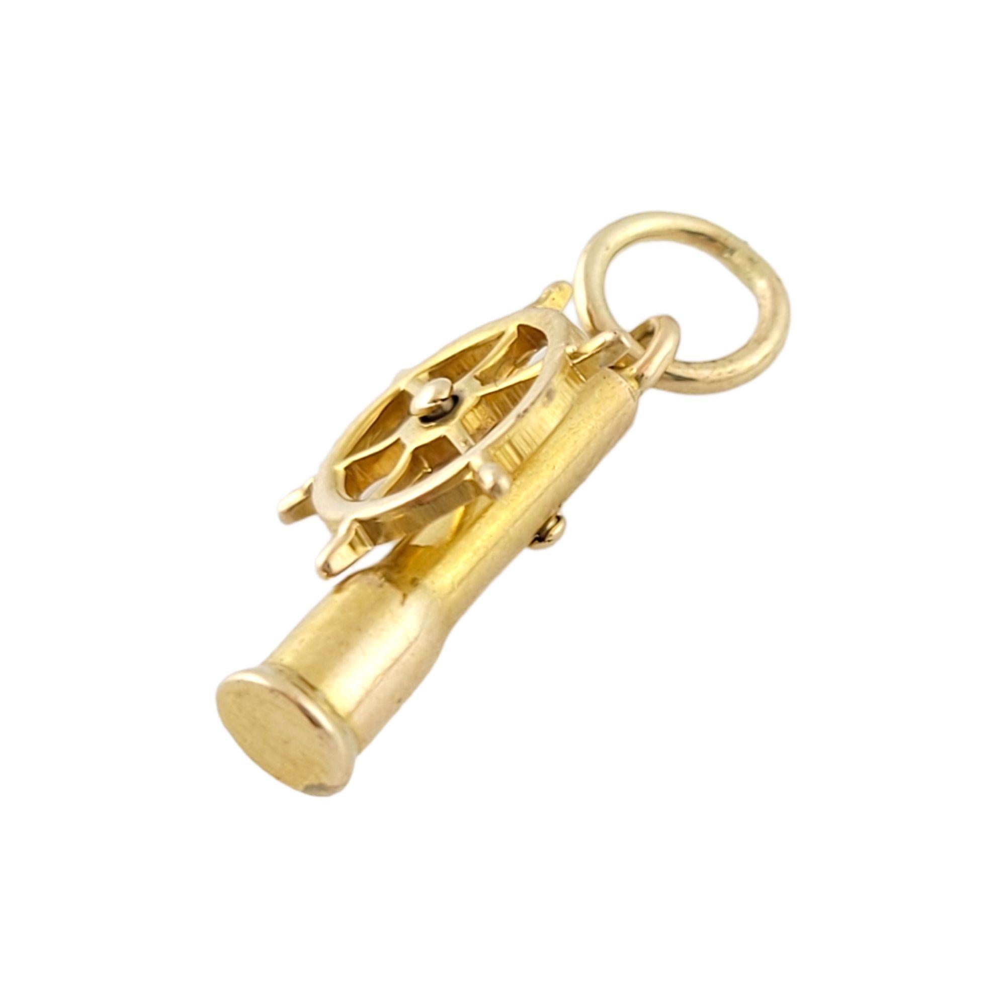 This adorable 14K gold boat steering wheel charm makes the perfect gift for any boat lovers!

Size: 16mm X 11mm X 5mm

Length w/ bail: 20mm

Weight: 0.9 g/ 0.5 dwt

Tested 14K

Very good condition, professionally polished.

Will come packaged in a
