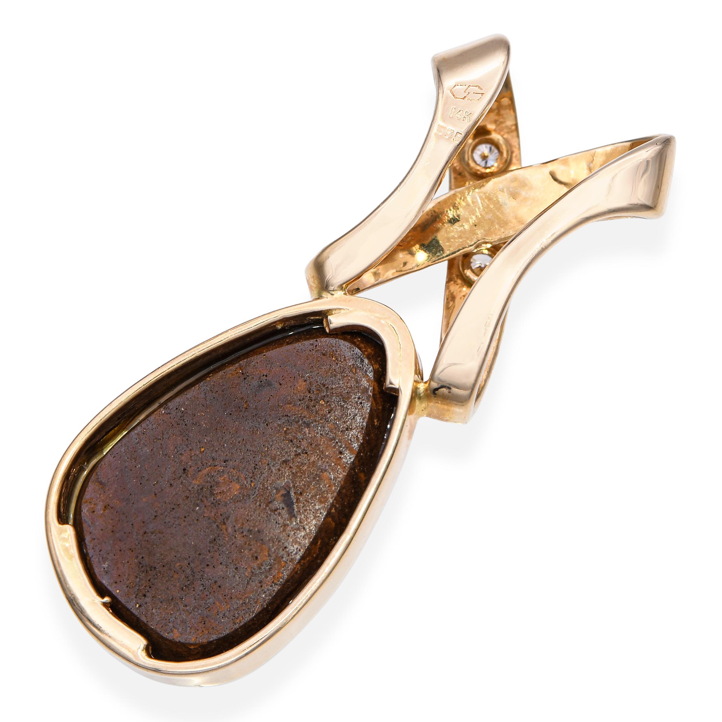 Taille cabochon Pendentif en or jaune 14k Opale de Boulder et diamant