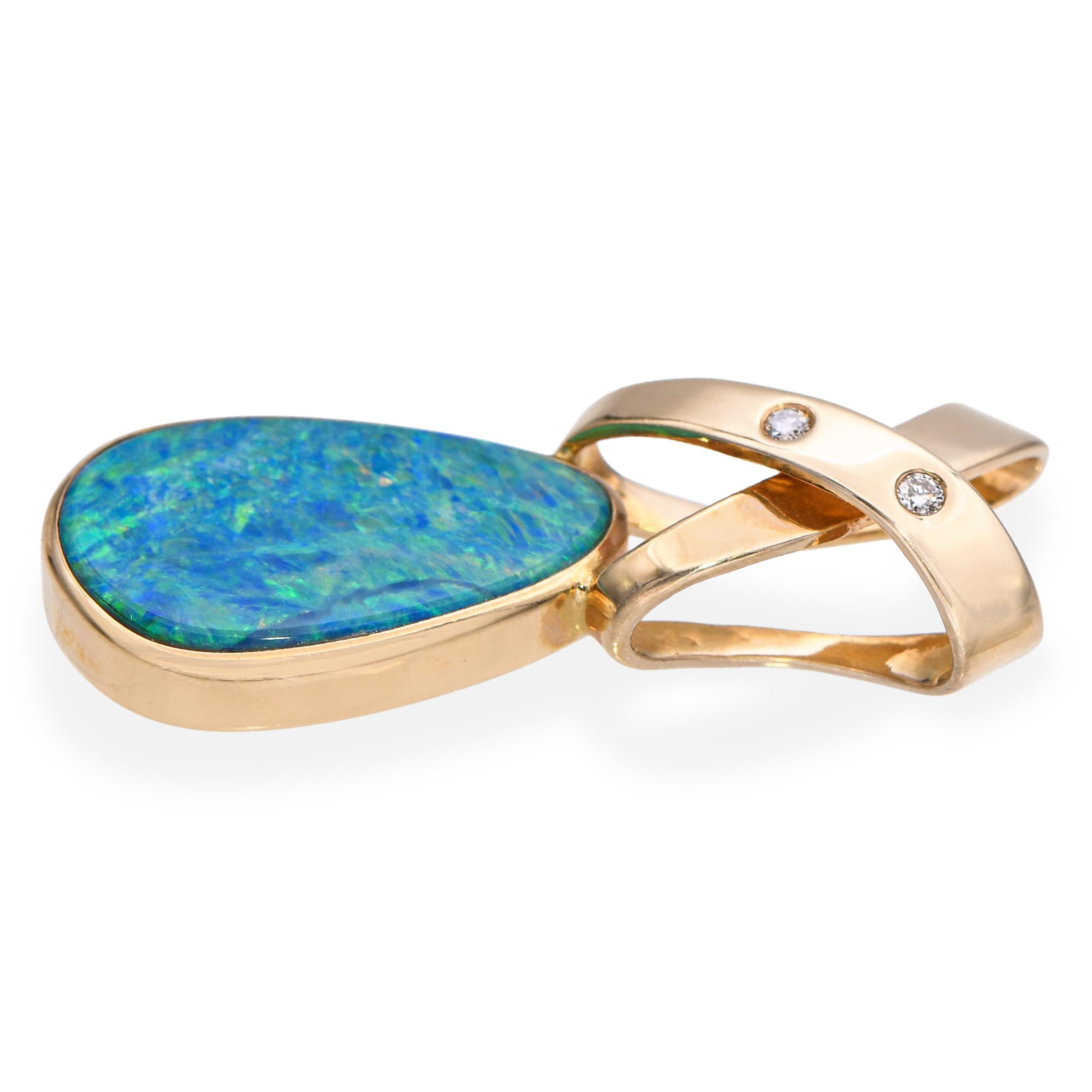 Pendentif en or jaune 14k Opale de Boulder et diamant Bon état - En vente à New York, NY