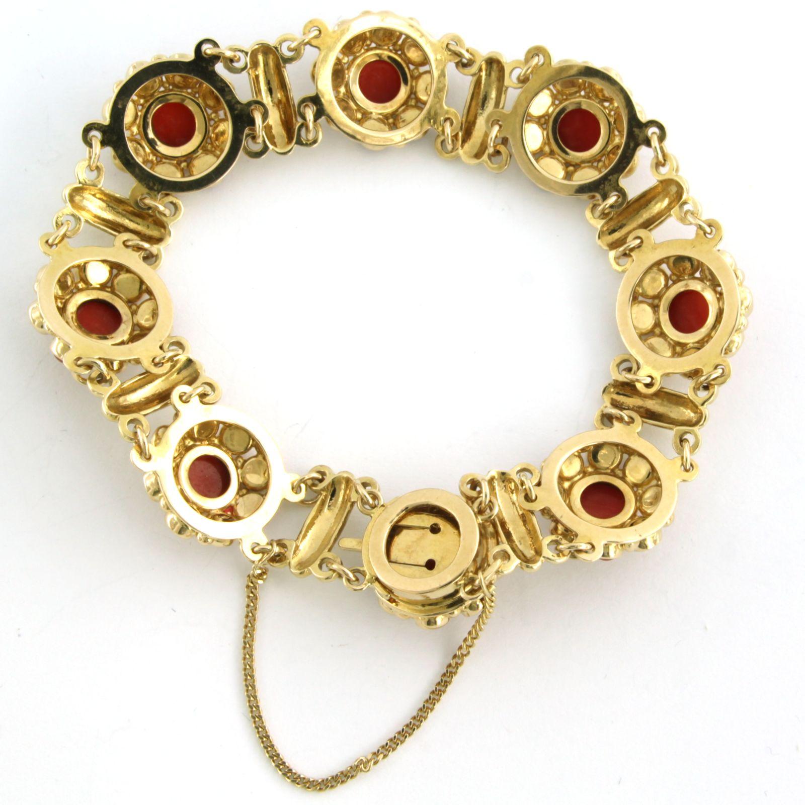 14k yellow gold bracelet set with Corallium Rubrum - 21.8 grams - 19 cm long For Sale 6