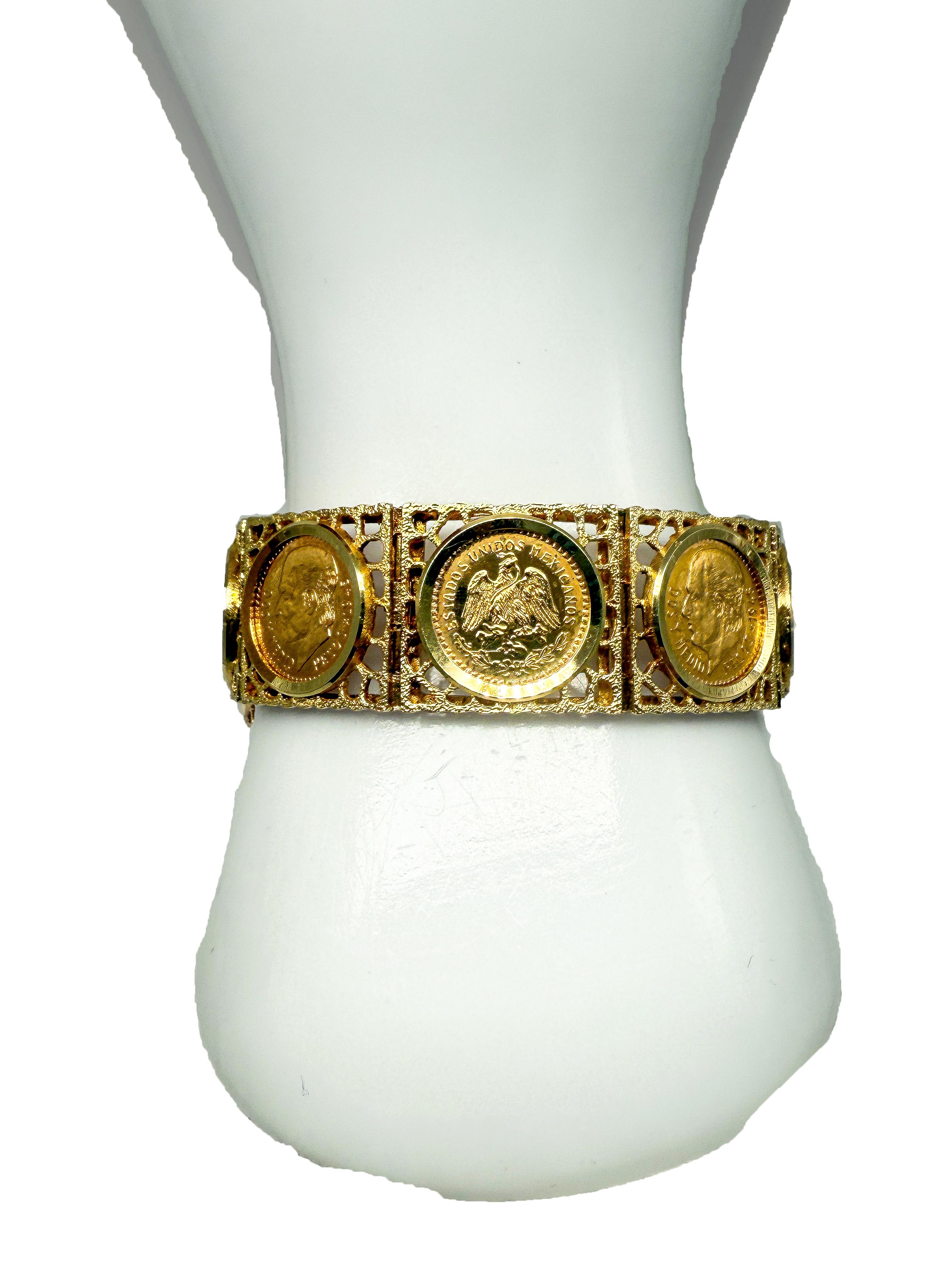 14K Gelbgold Armband mit mexikanischen 900 Goldmünzen im Angebot 1
