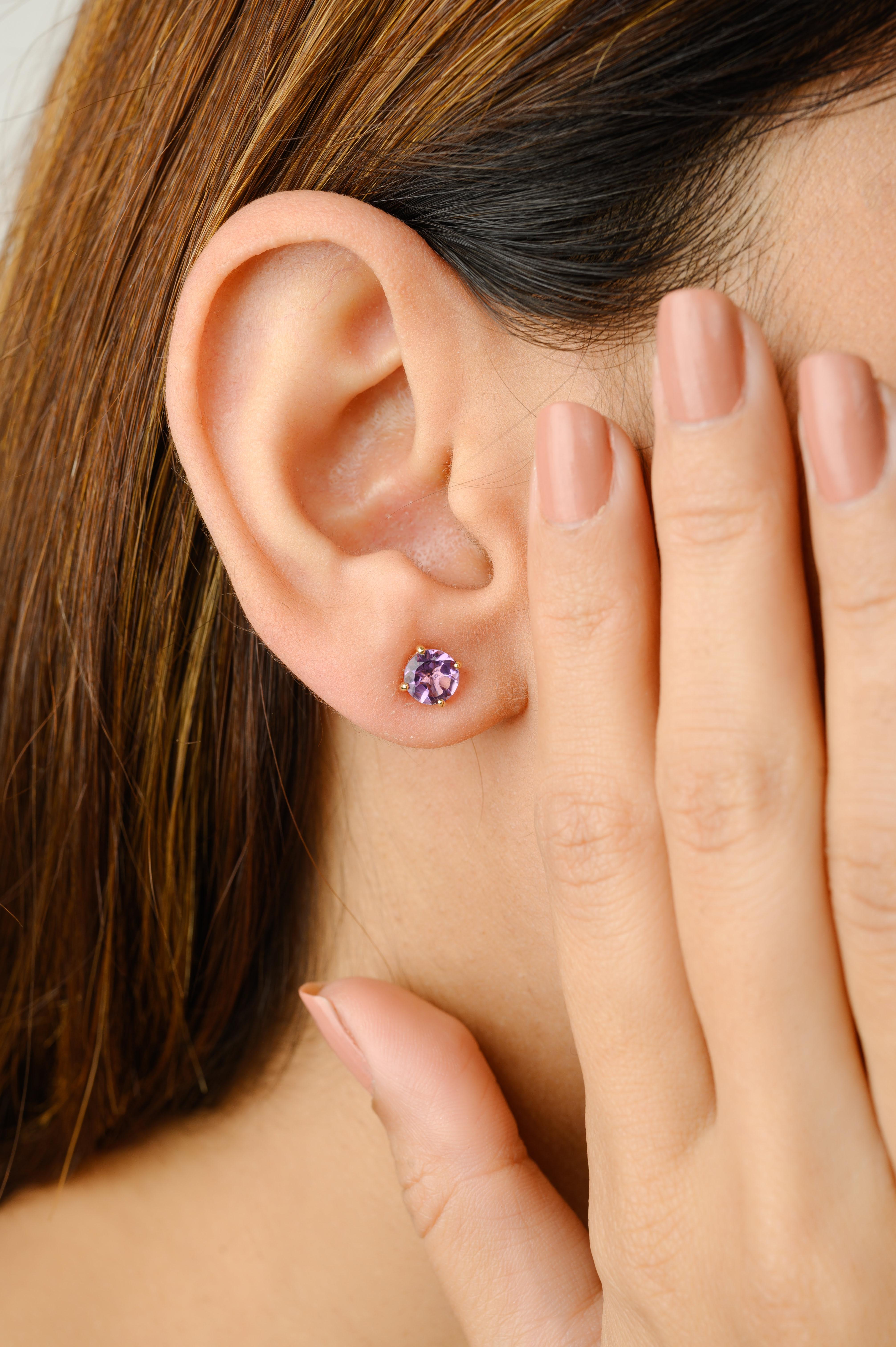 14k Yellow Gold Brilliant Cut Amethyst Prong Set Posts, Amethyst Stud Earrings For Sale 2