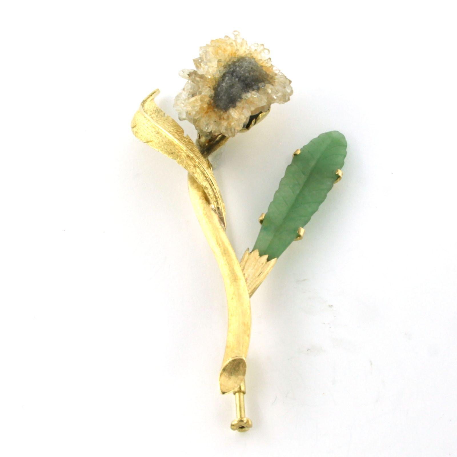 Moderno Spilla in oro giallo 14k con ametista e crisofraso incastonati in vendita