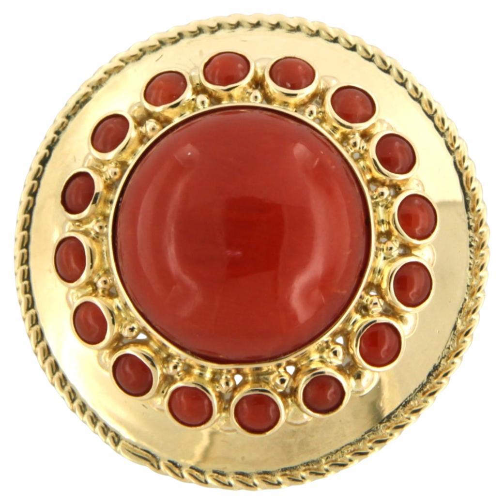 14k yellow gold brooch set with Corallium Rubrum - 5.4 grams